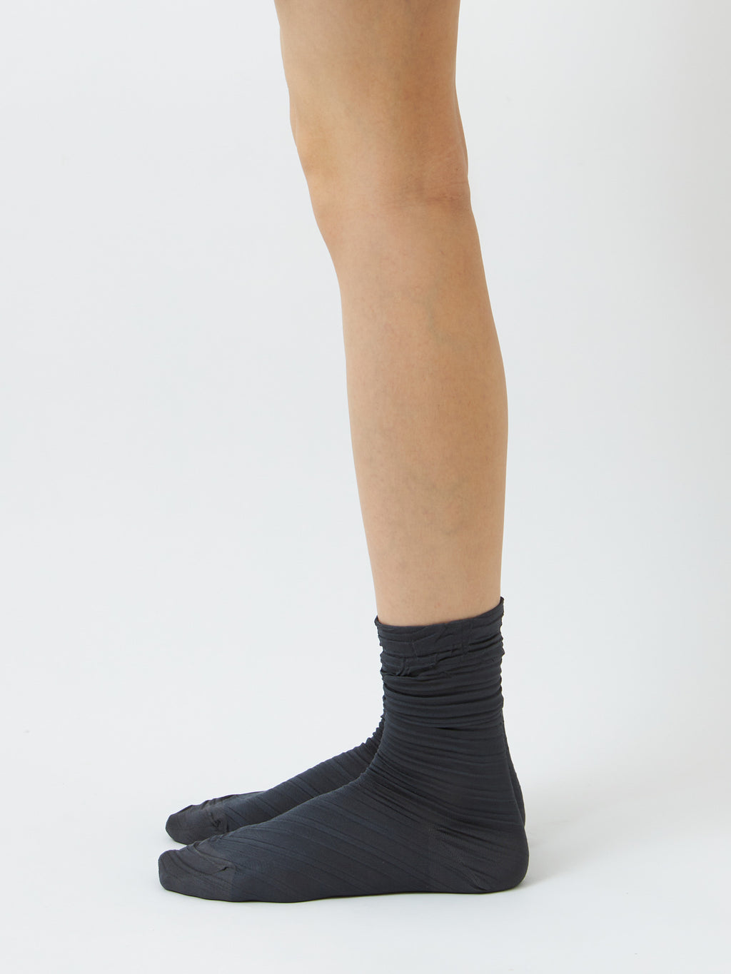 Namu Shop - Babaco Crushed Socks - Charcoal, Lime