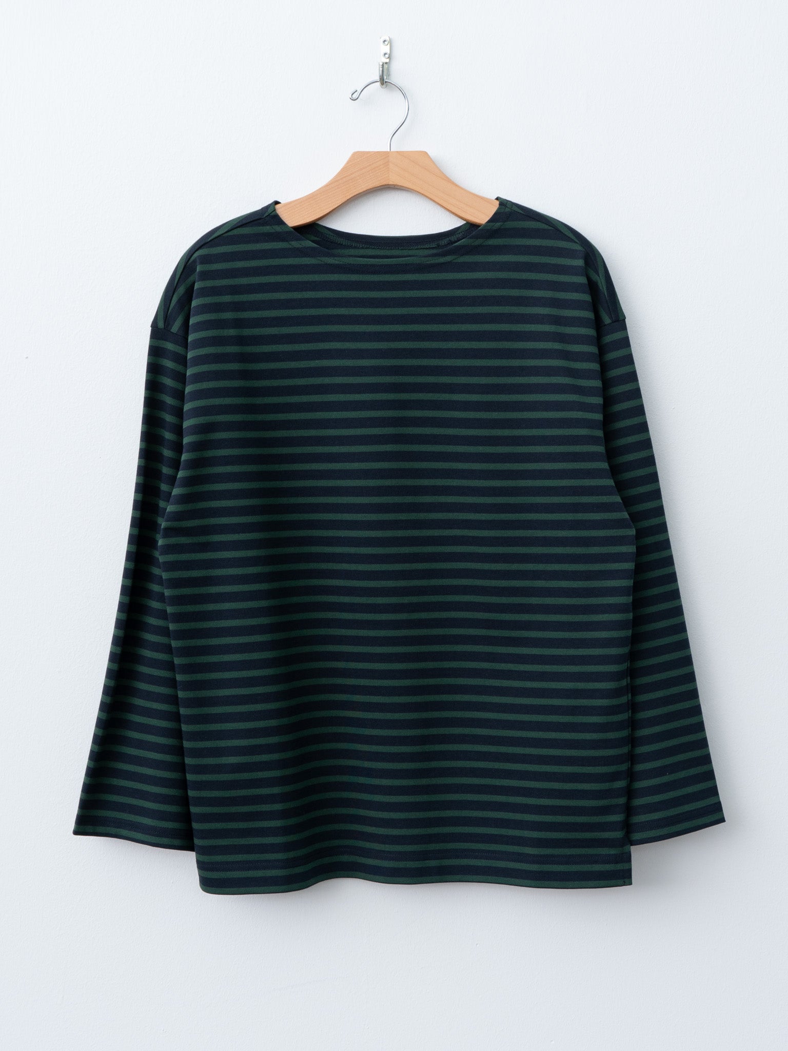 Namu Shop - Nicholson & Nicholson COAST Tee - Navy/Green