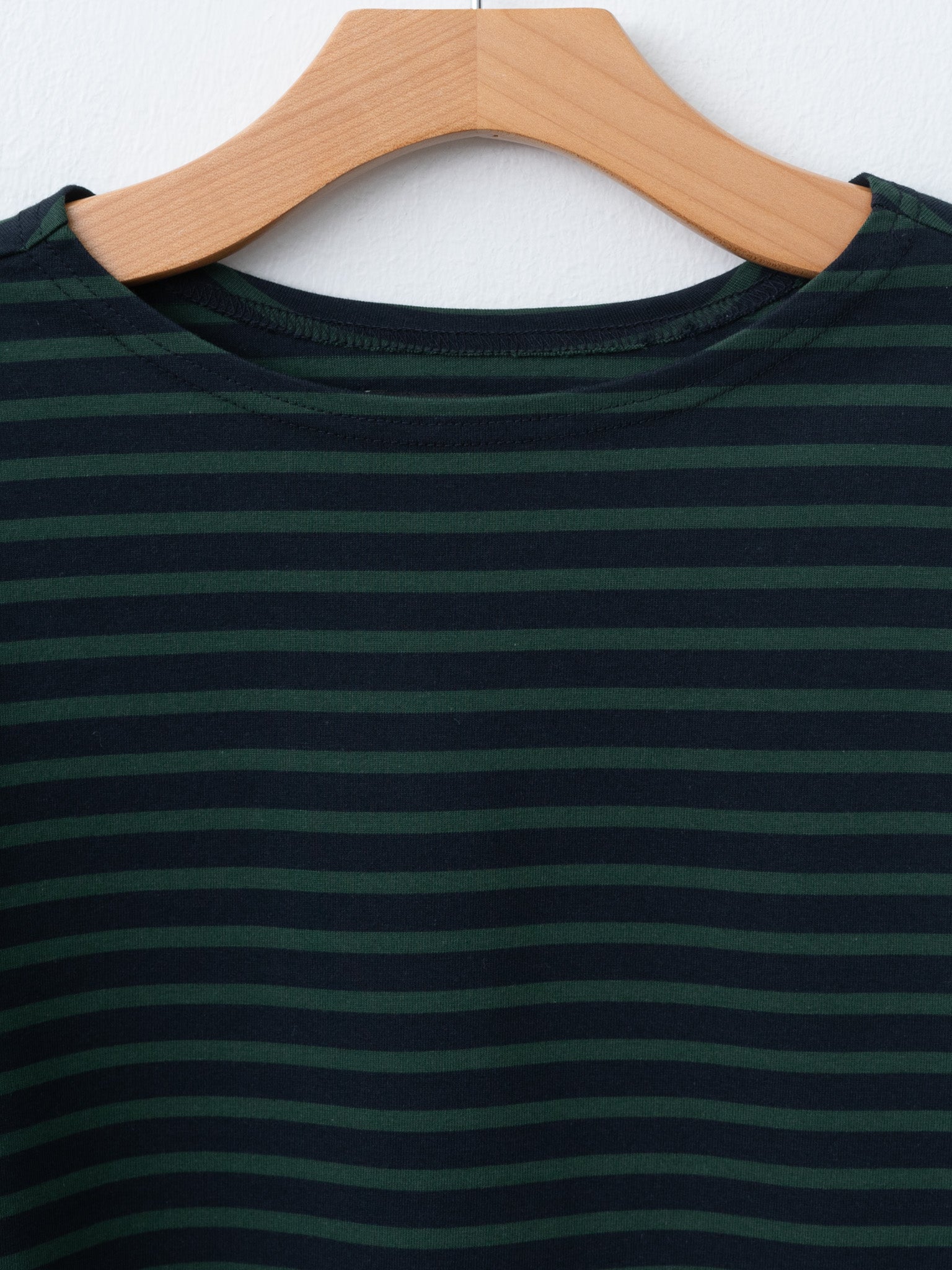 Namu Shop - Nicholson & Nicholson COAST Tee - Navy/Green