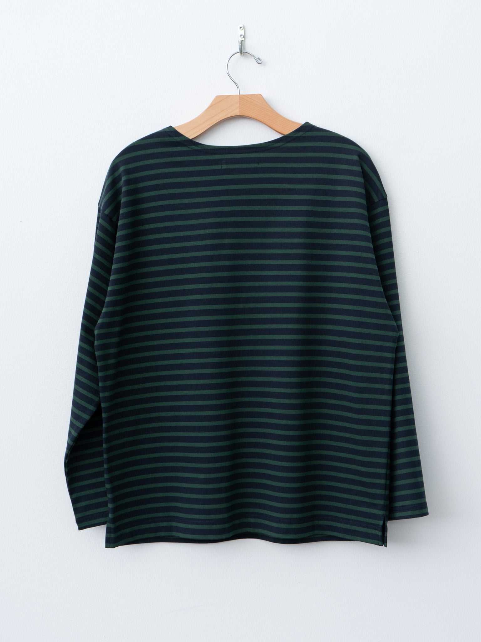 Namu Shop - Nicholson & Nicholson COAST Tee - Navy/Green