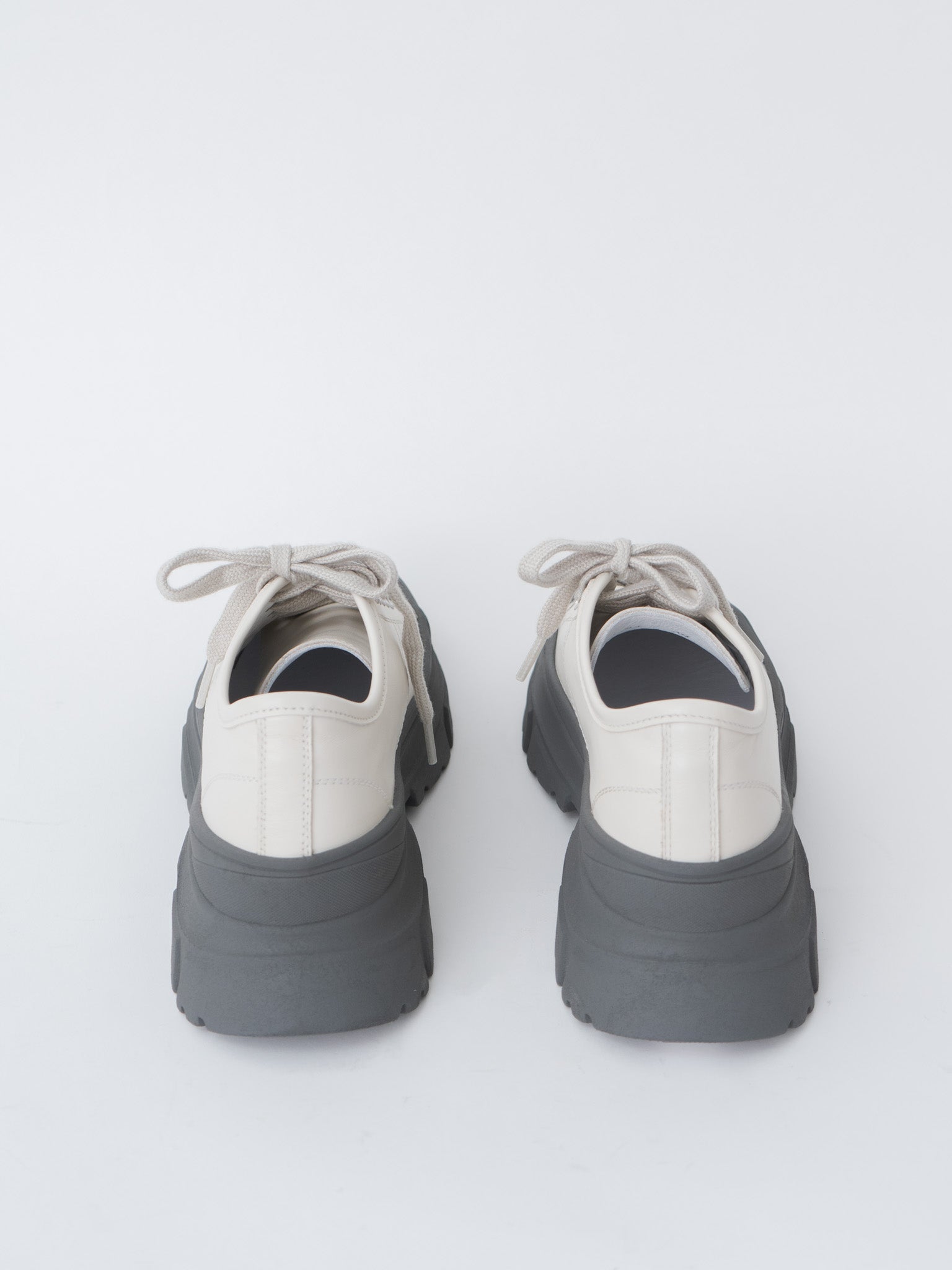 Namu Shop - Sofie D'Hoore Feat Sneakers - Porcelain/Slate Outsole