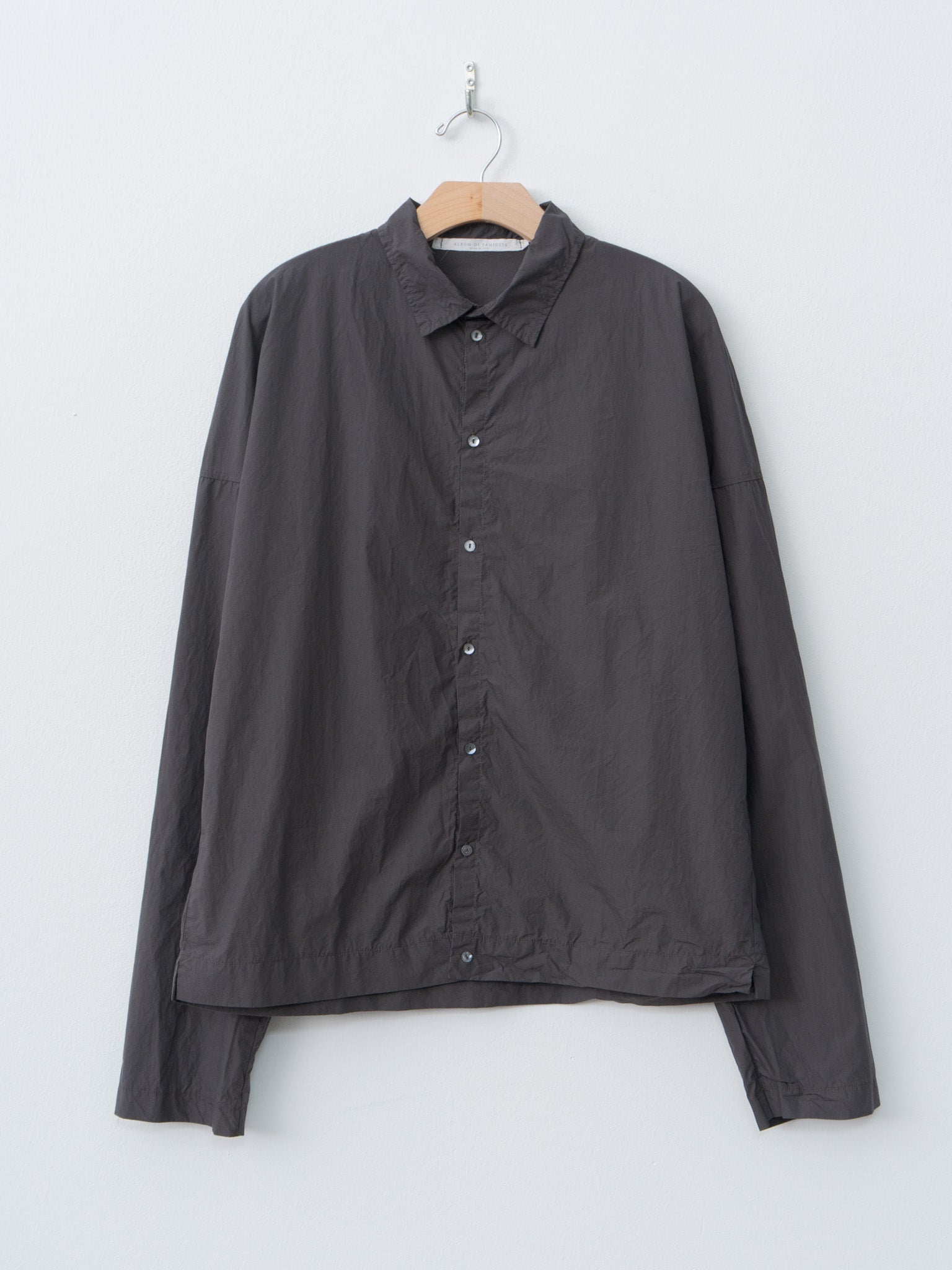 Namu Shop - Album di Famiglia Unisex Collar Shirt TC - Brown