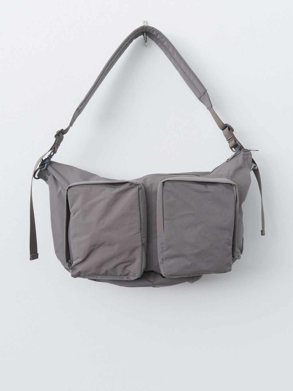 Split Yarn Bodybag M - Gray