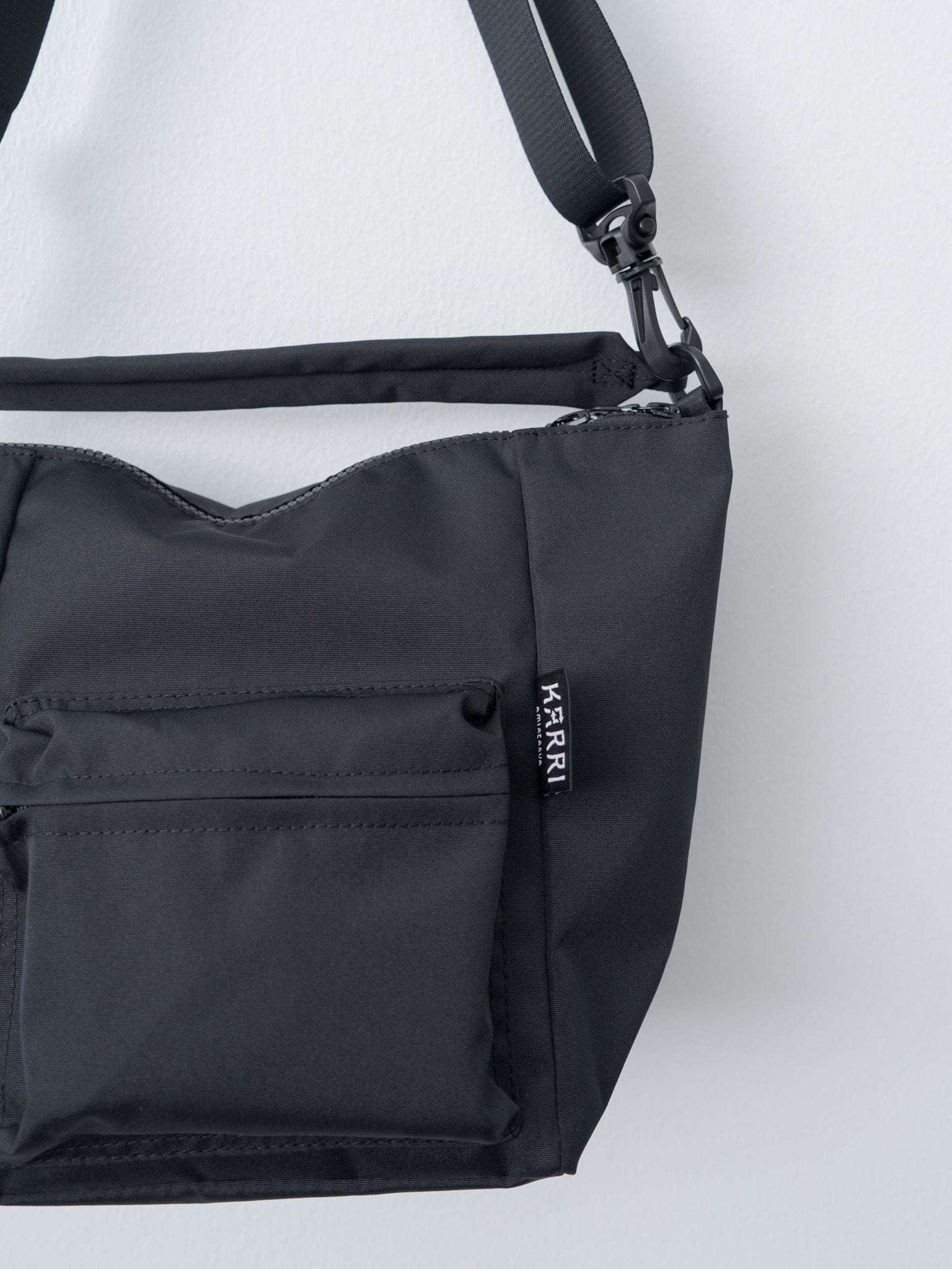 Namu Shop - Amiacalva KARRI 2-Way Shoulder Bag Small - Black