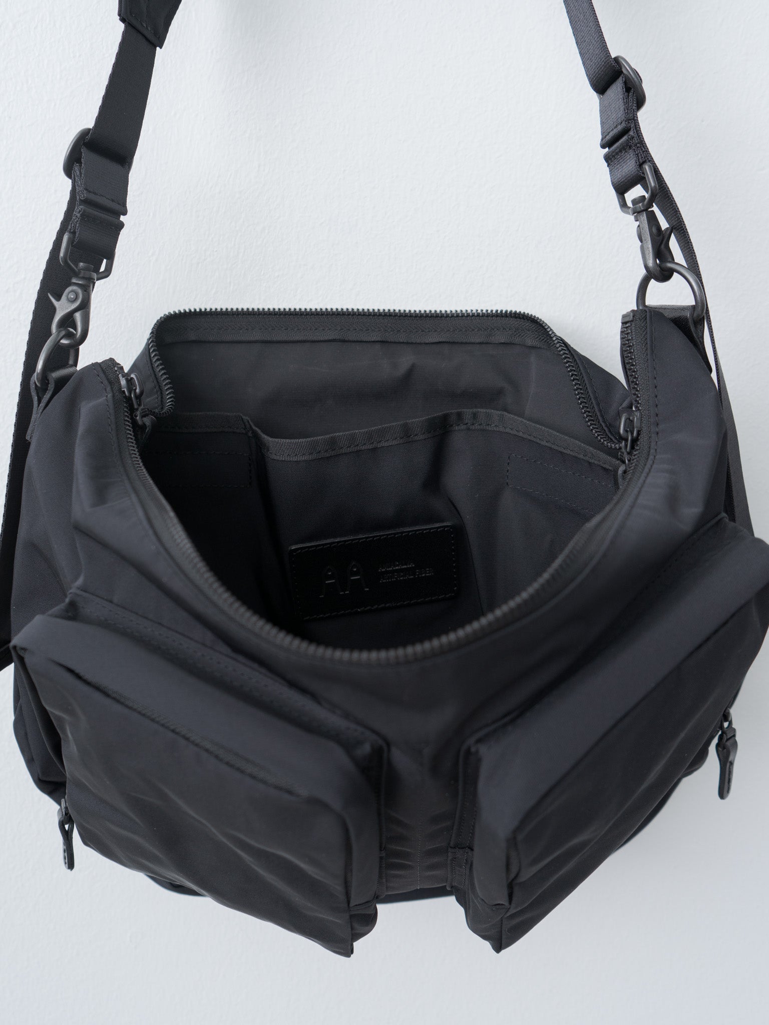 Gabardine Bodybag M - Black