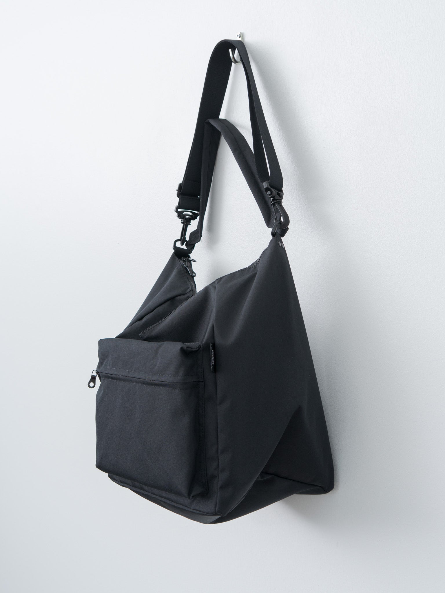 Namu Shop - Amiacalva KARRI 2-Way Shoulder Bag Medium - Black