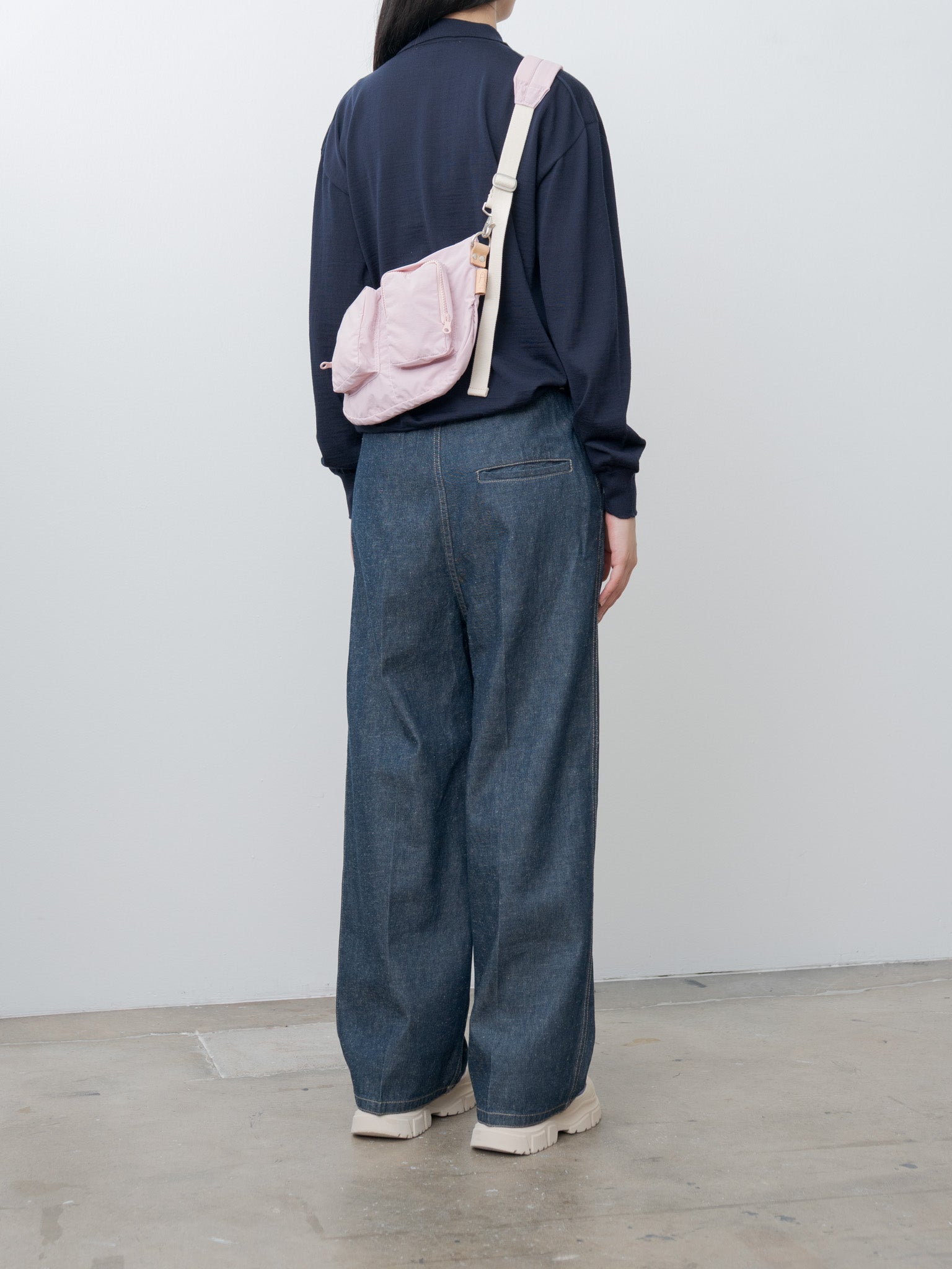 Namu Shop - Amiacalva Shrink Nylon Bodybag Small - Sakura Pink