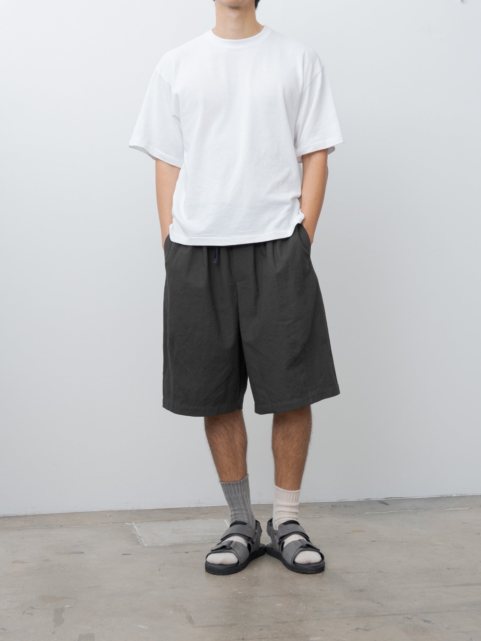 Namu Shop - S.K. Manor Hill Solar Short - Antique Black Linen Cotton