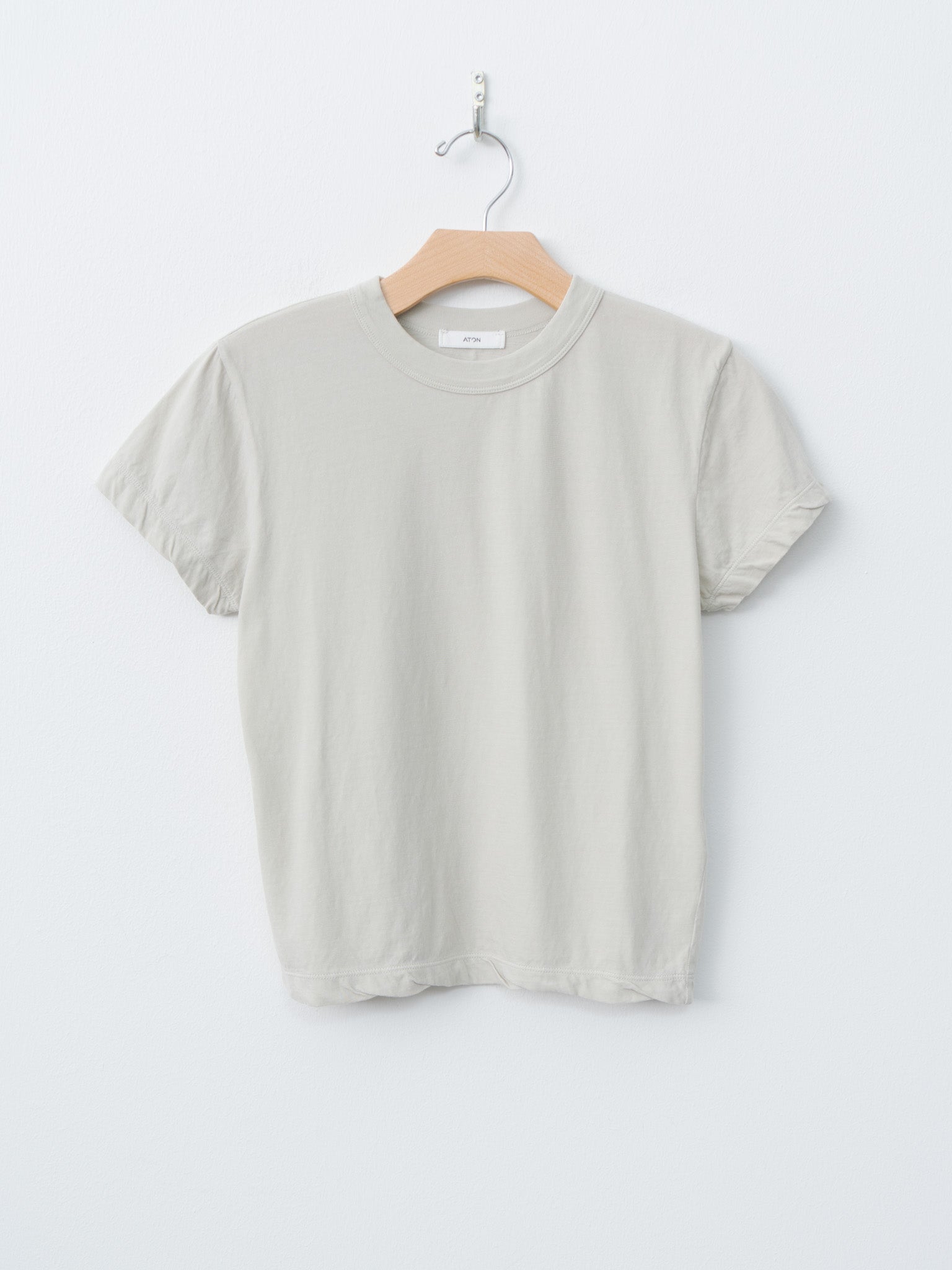 Namu Shop - Aton Fresca Single Jersey Tight Fit T-Shirt - Beige