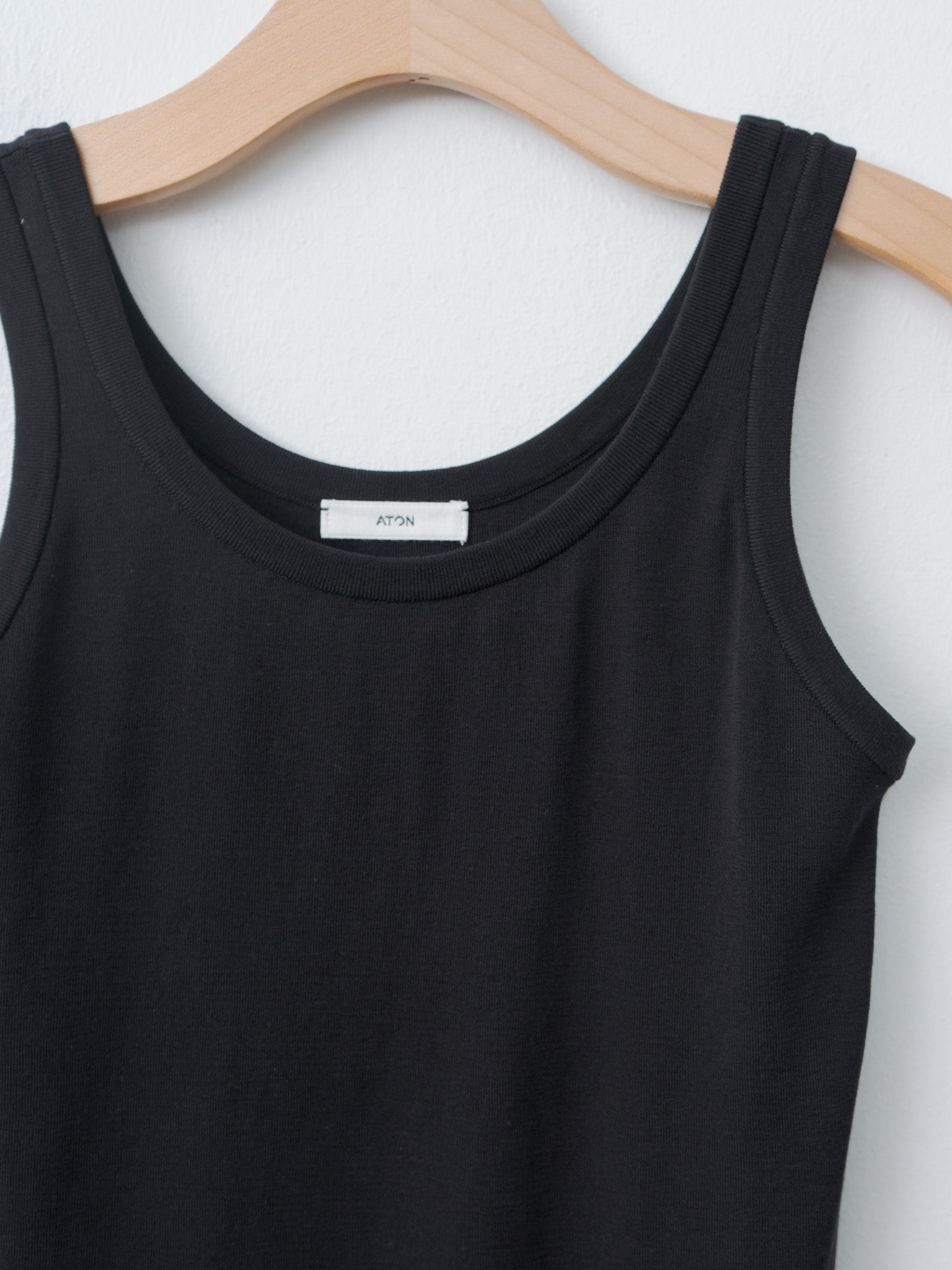 Namu Shop - Aton Fresca Circular Rib Tanktop - Black