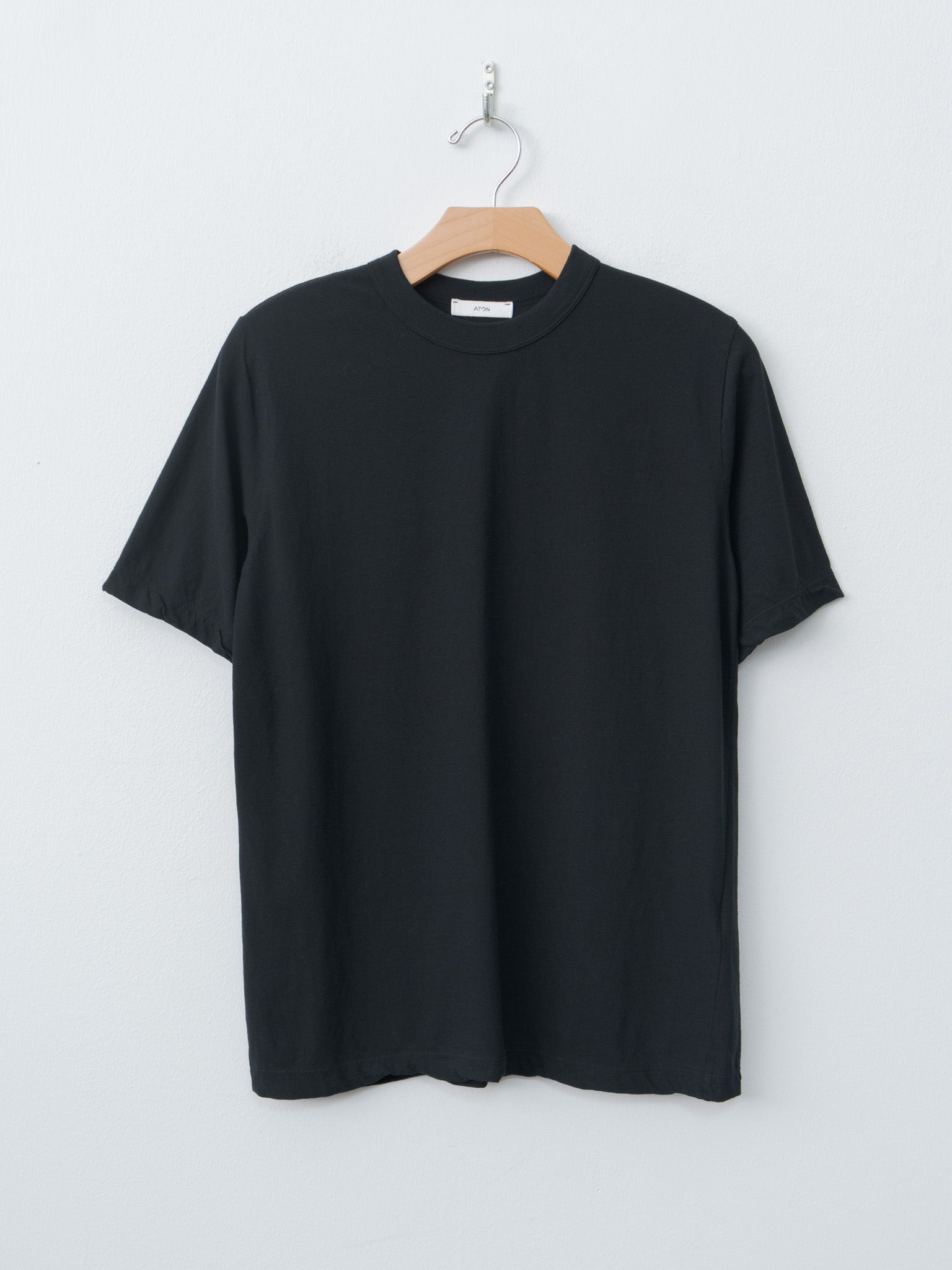 Namu Shop - Aton Fresca Single Jersey Standard T-Shirt - Black