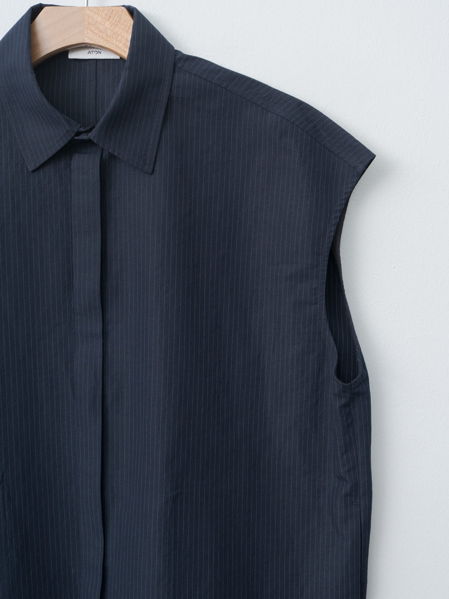 Namu Shop - Aton Silk Linen Shantung Shirt Vest - Navy x Pinstripe