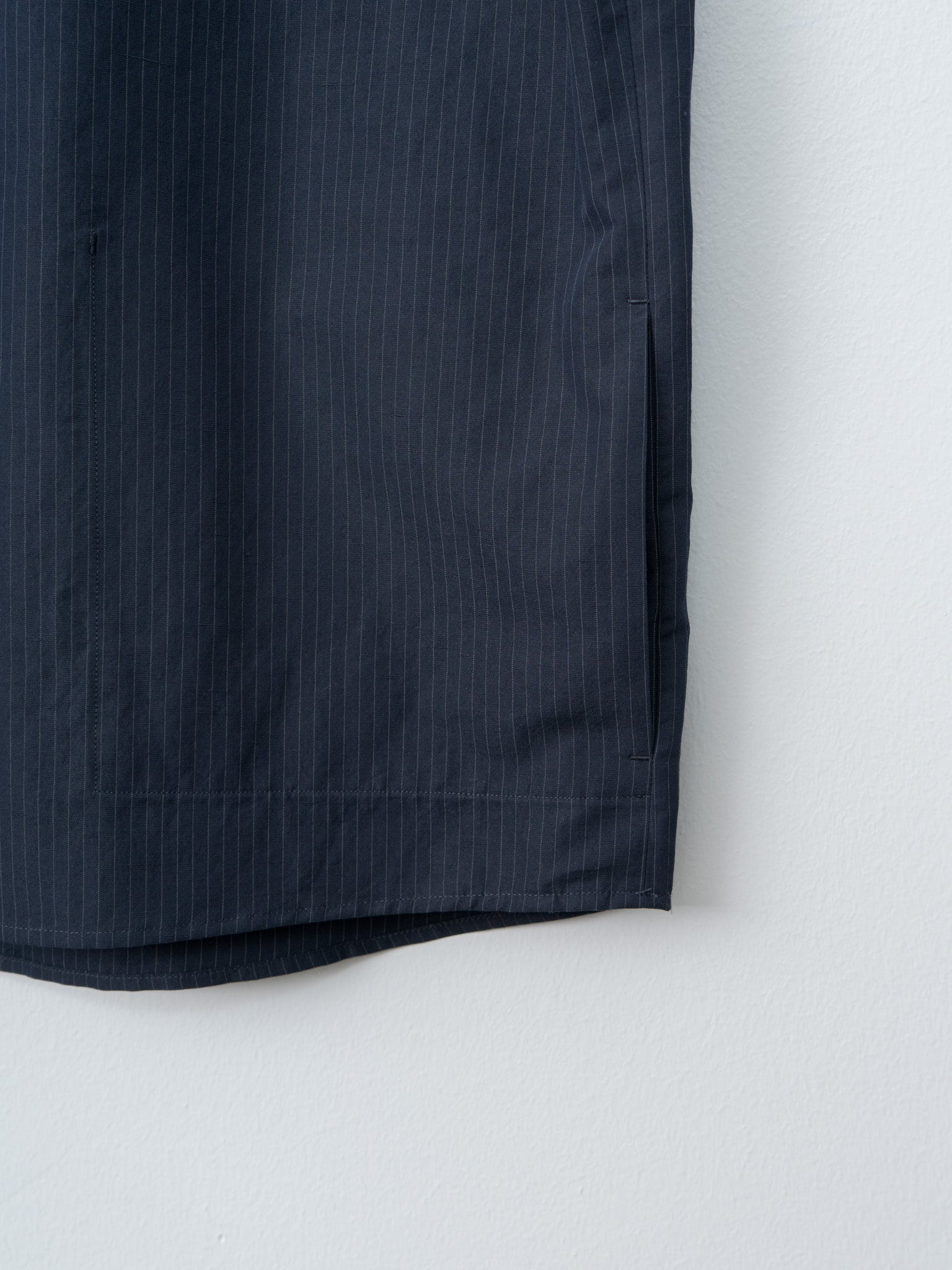 Namu Shop - Aton Silk Linen Shantung Shirt Vest - Navy x Pinstripe