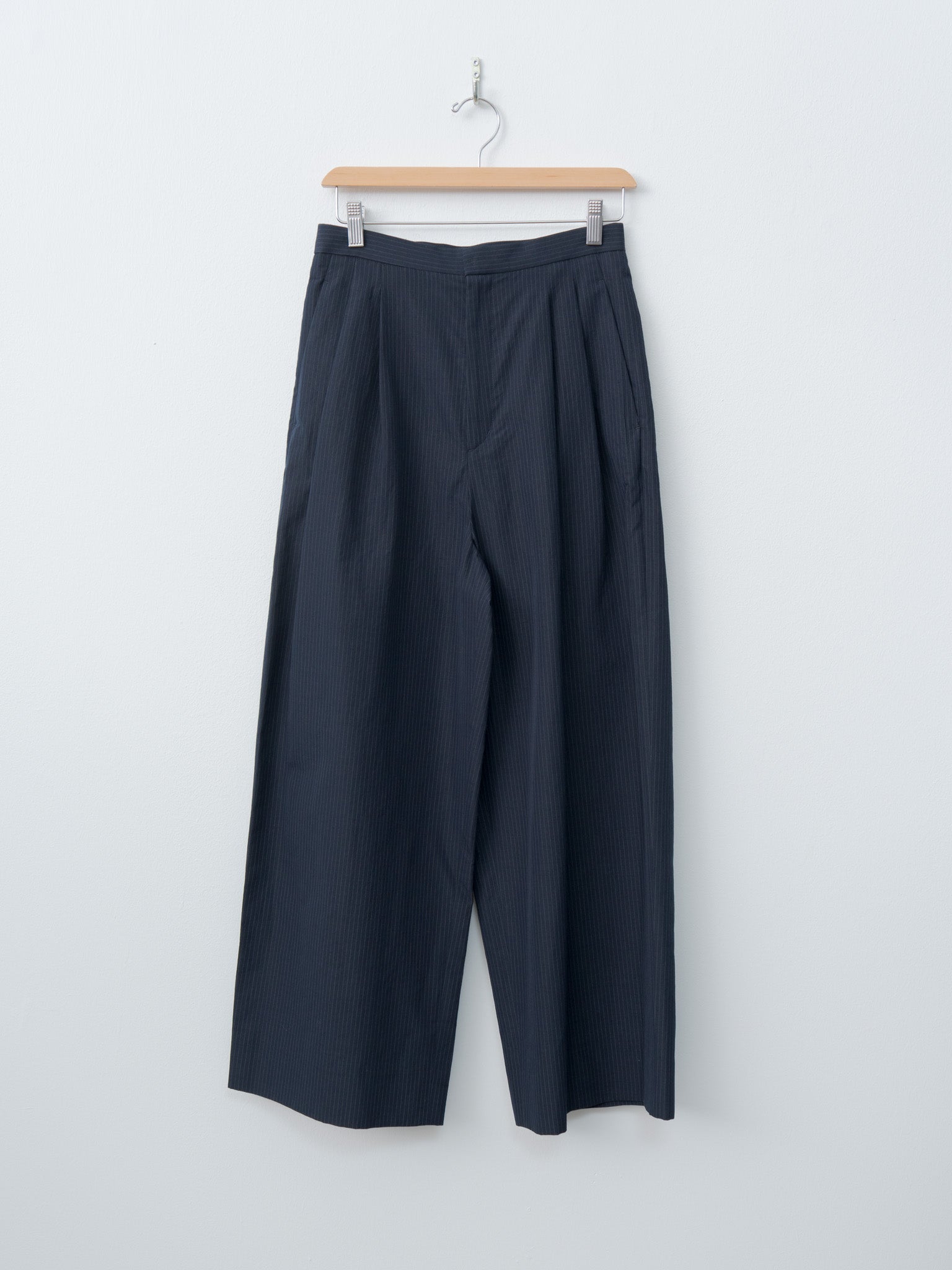 Namu Shop - Aton Silk Linen Shantung Two Tucked Pants - Navy x Pinstripe