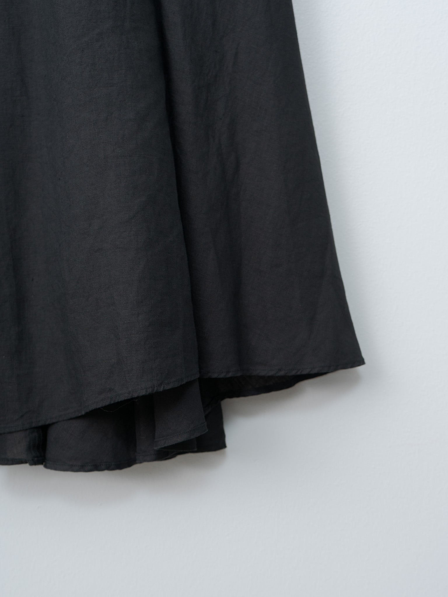 Namu Shop - Aton Natural Dyed Linen Lawn Gathered Skirt - Black