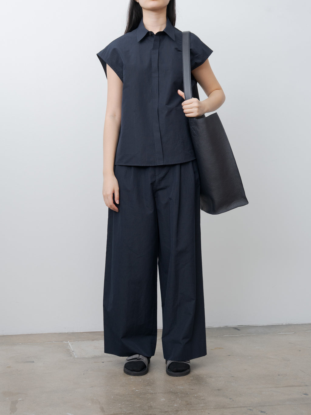 Namu Shop - Aton Silk Linen Shantung Shirt Vest - Navy x Pinstripe