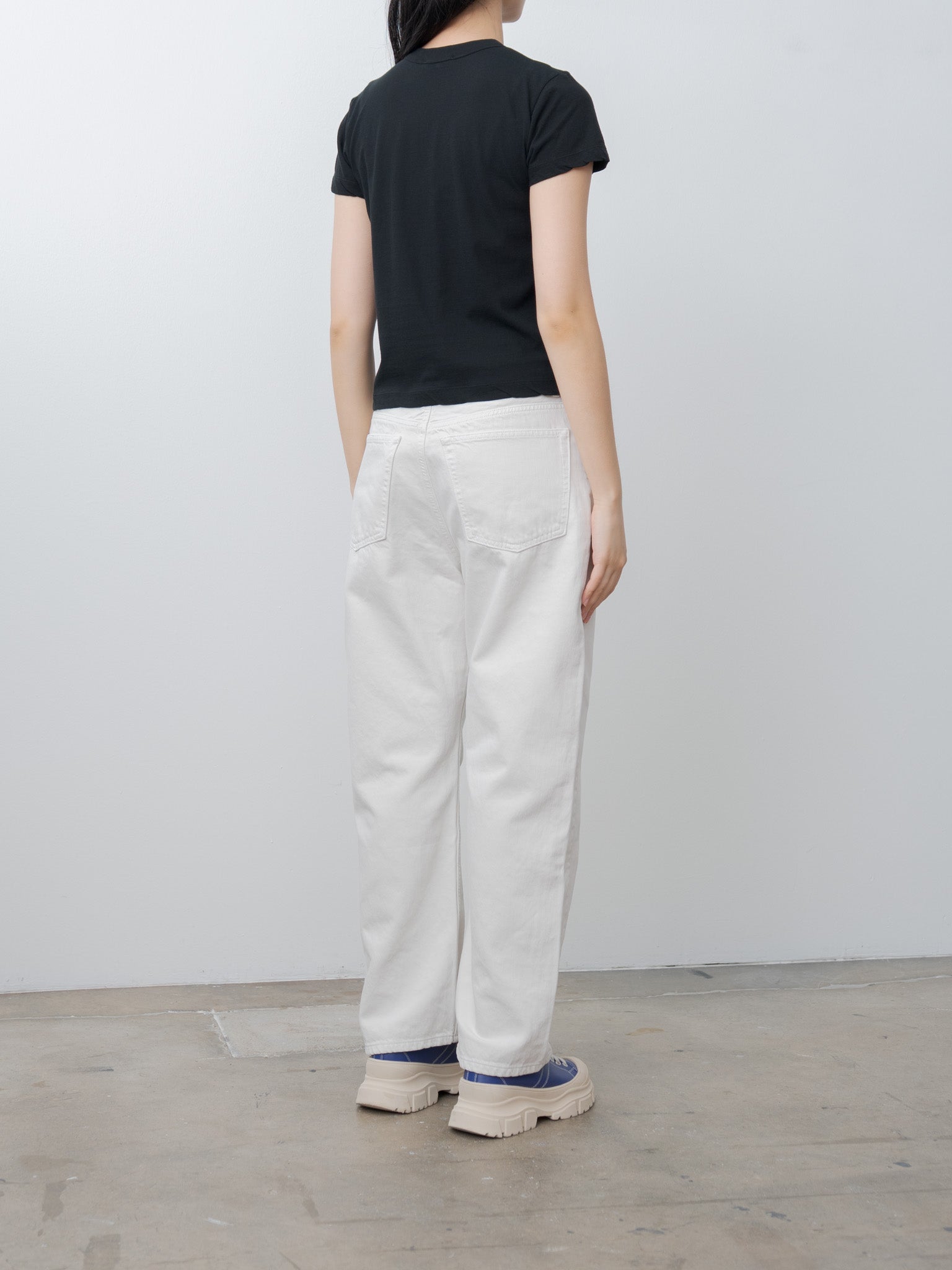 Namu Shop - Aton Fresca Single Jersey Tight Fit T-Shirt - Black