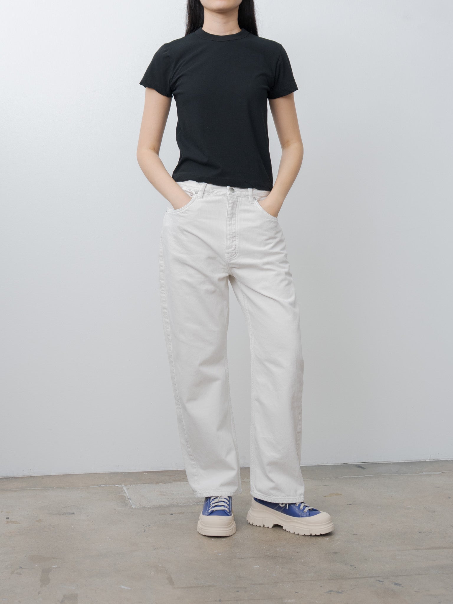 Namu Shop - Aton Fresca Single Jersey Tight Fit T-Shirt - Black
