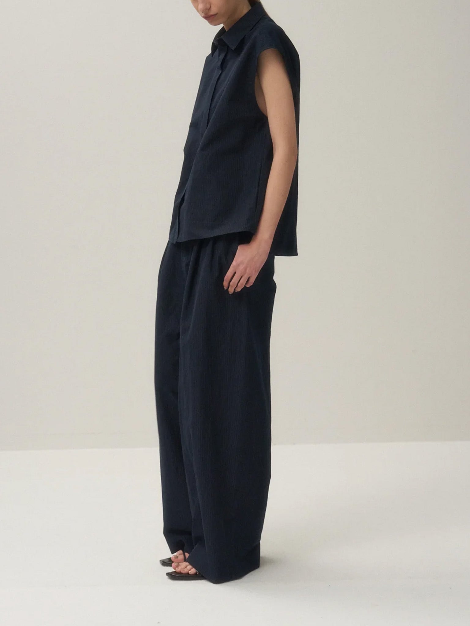 Namu Shop - Aton Silk Linen Shantung Shirt Vest - Navy x Pinstripe