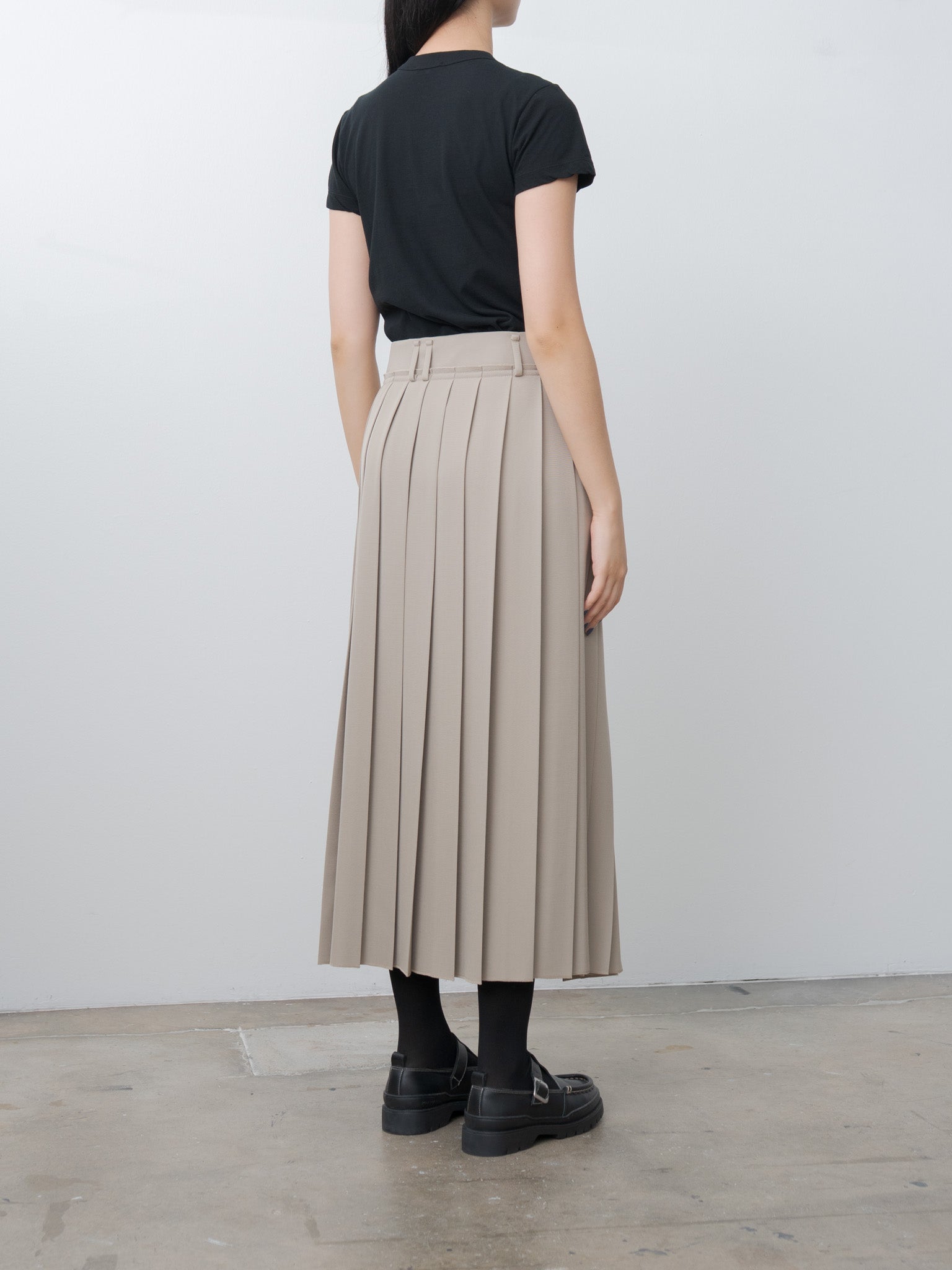 Namu Shop - Yleve Wool Surge Pleated Skirt - Khaki Beige