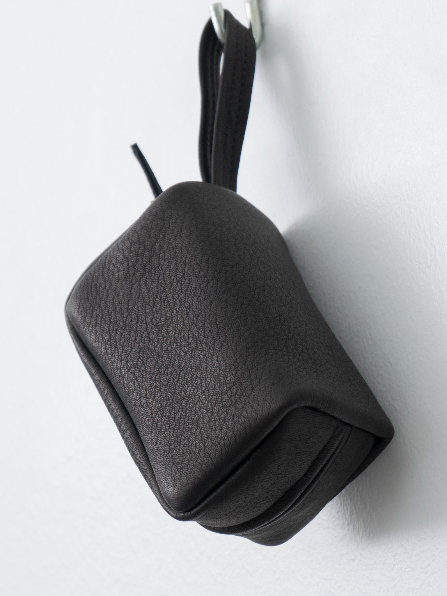 Namu Shop - Aeta Square Pouch Camera Bag - Black