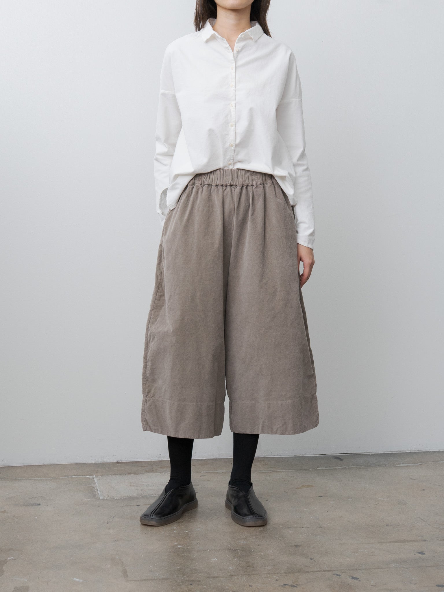 Namu Shop - Album di Famiglia Short Collar Shirt V - Milk