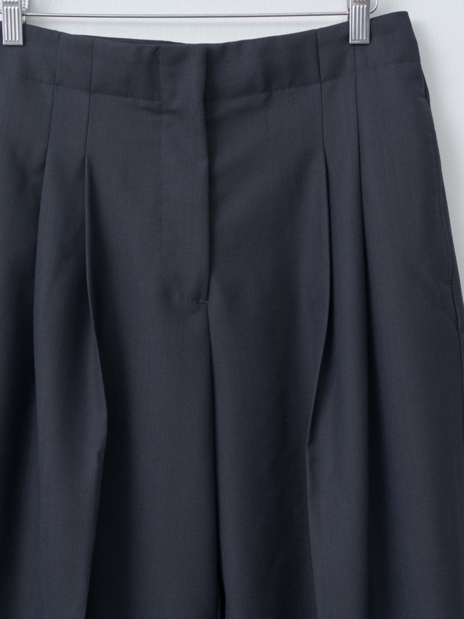 Namu Shop - Studio Nicholson Lira Double Pleat Pant - Darkest Navy