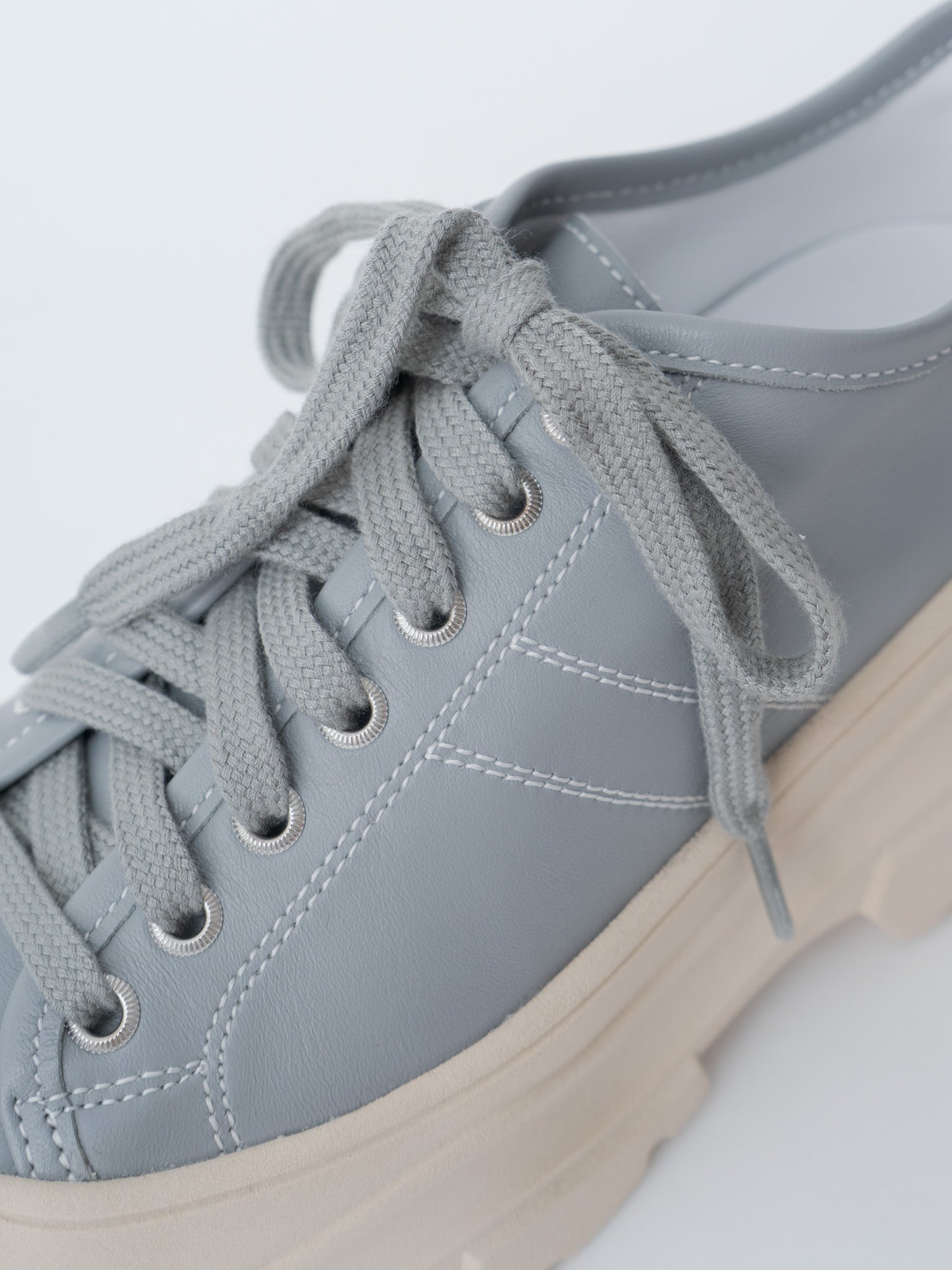 Namu Shop - Sofie D'Hoore Feat Sneakers - Gray/Mastic Outsole