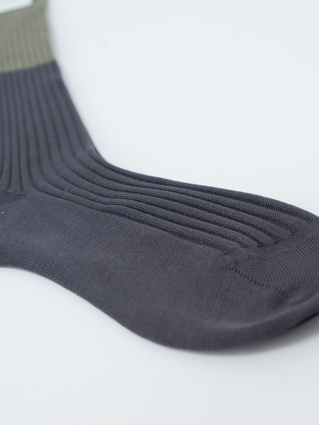 Namu Shop - Sofie D'Hoore Friday Socks - Olive/Charcoal