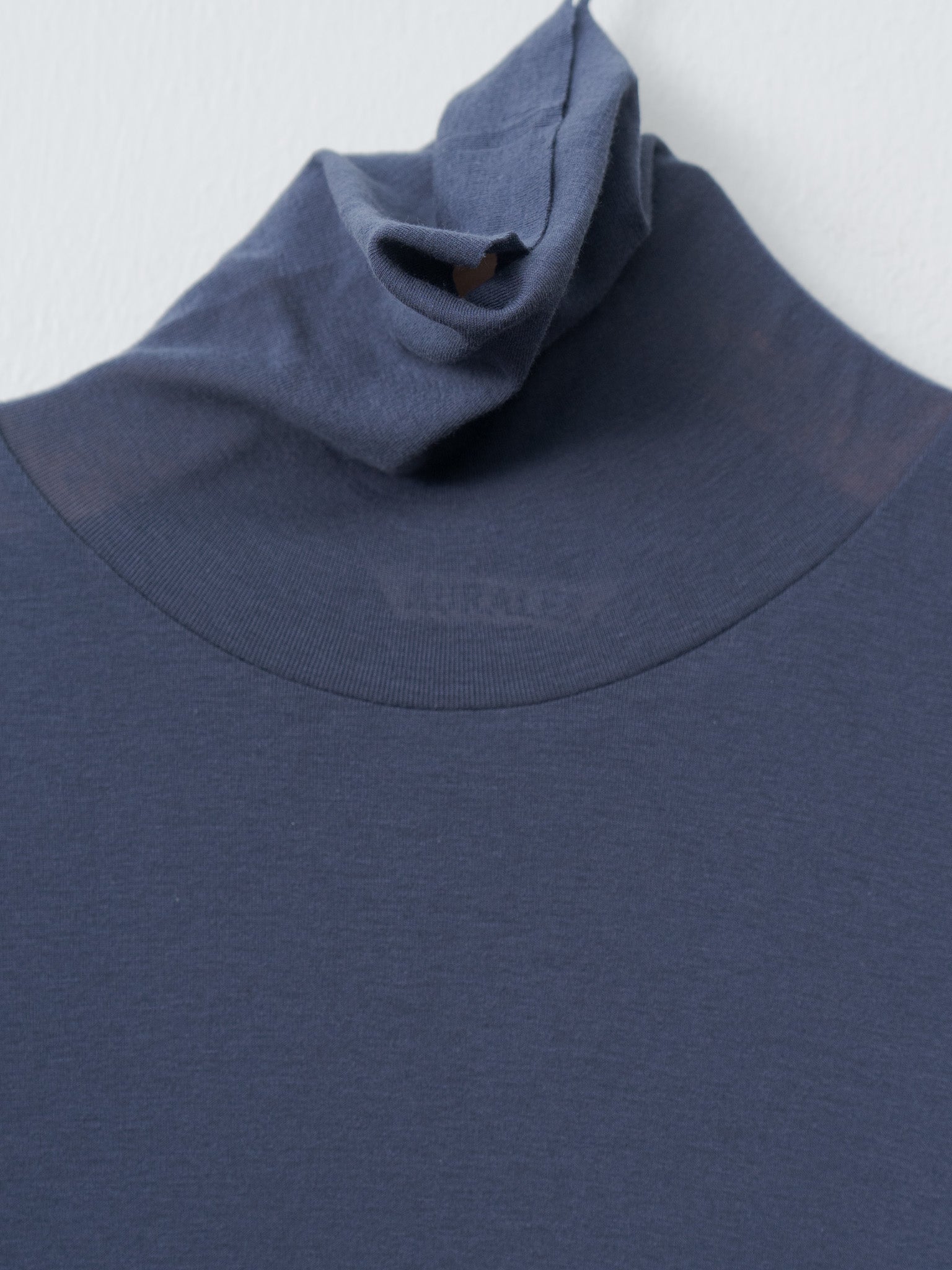 Namu Shop - Auralee Super High Gauge Sheer Rib Turtle Neck L/S Tee - Navy