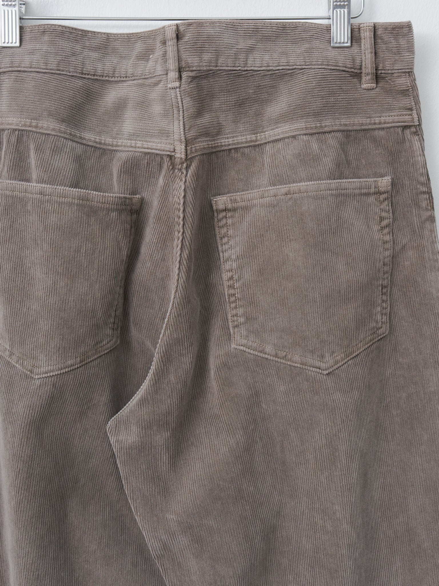 Namu Shop - Auralee Pigment Dyed Finx Corduroy Wide 5P Pants - Olive Brown