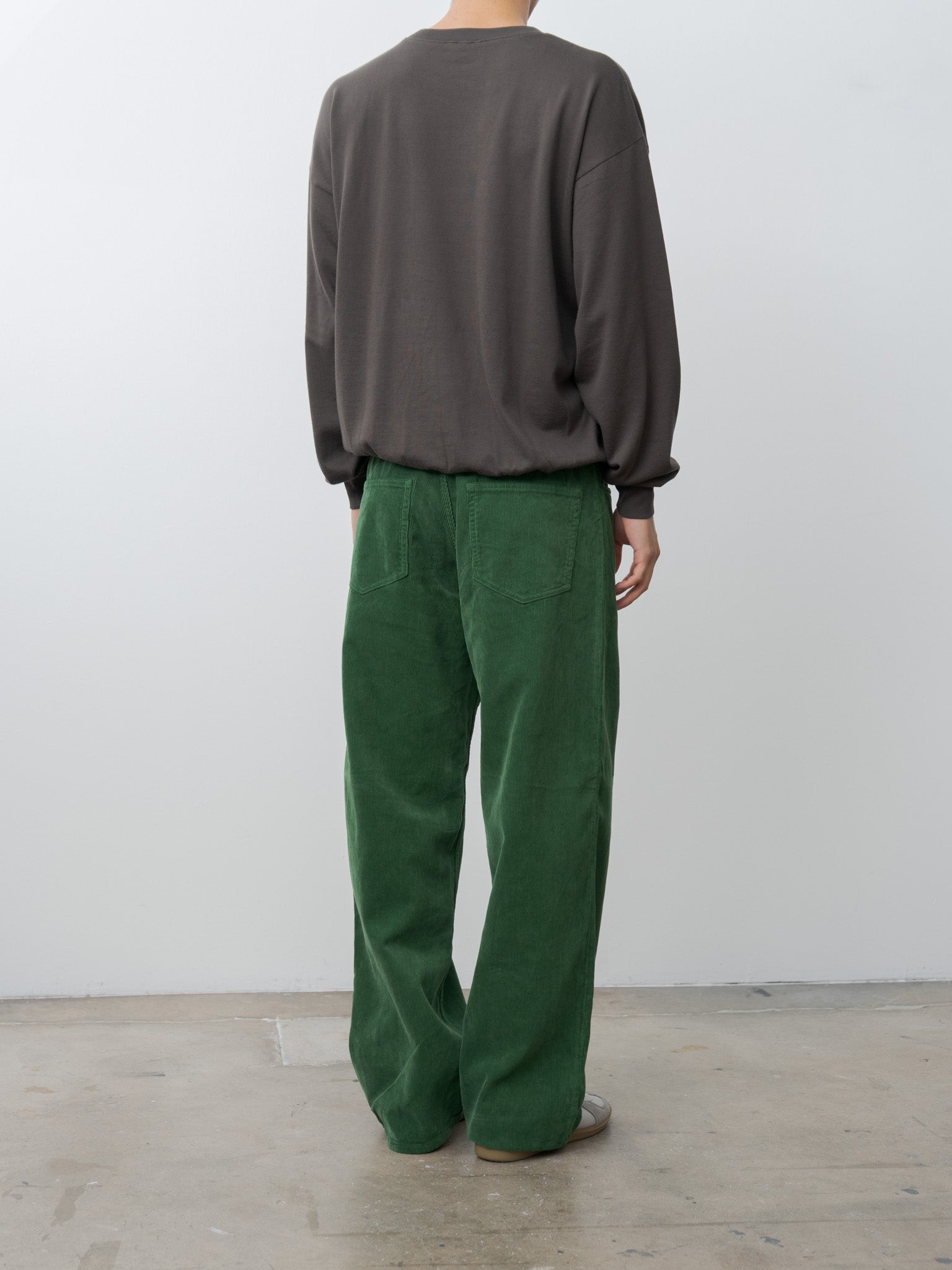 Namu Shop - Auralee Pigment Dyed Finx Corduroy Wide 5P Pants - Forest Green