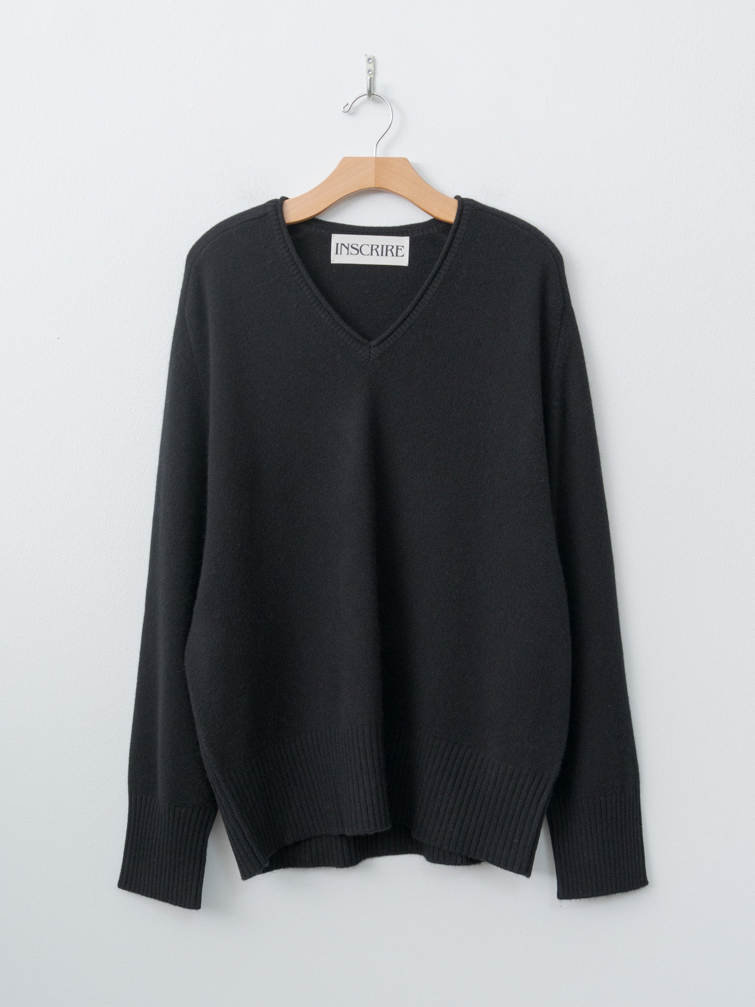 Namu Shop - Inscrire Cashmere V Neck - Black