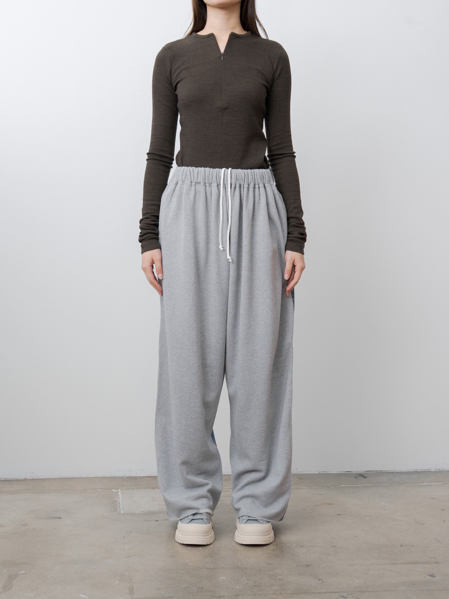 Namu Shop - Inscrire Hybrid Sweat Denim Pants - Blue Used x Light Gray
