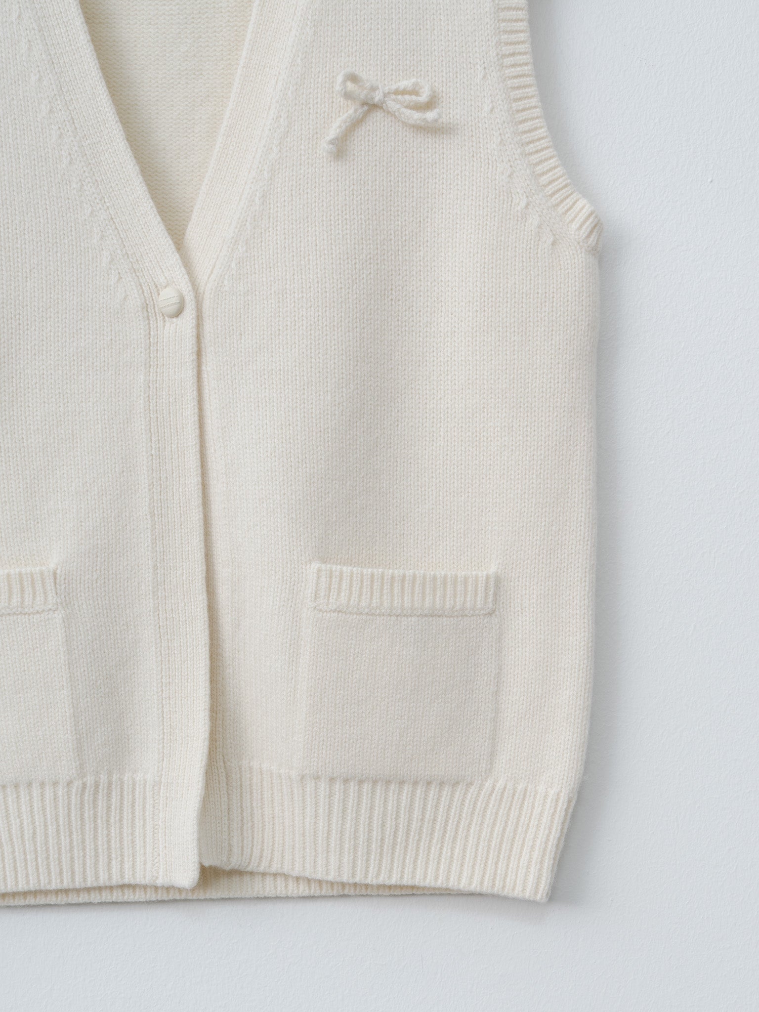 Namu Shop - Eleph Tiny Vest - Off White