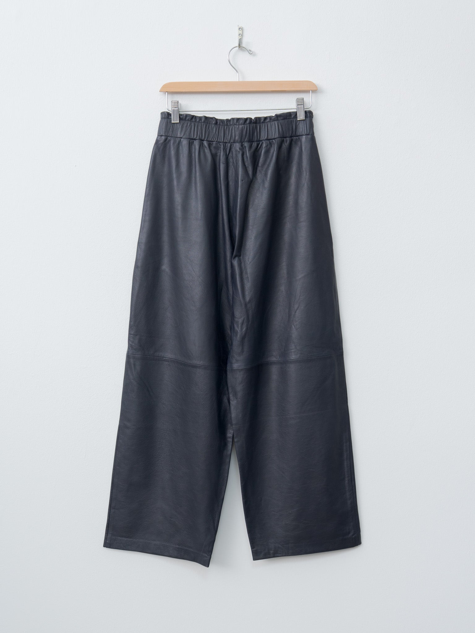 Namu Shop - Eleph Luce Leather Trouser - Navy