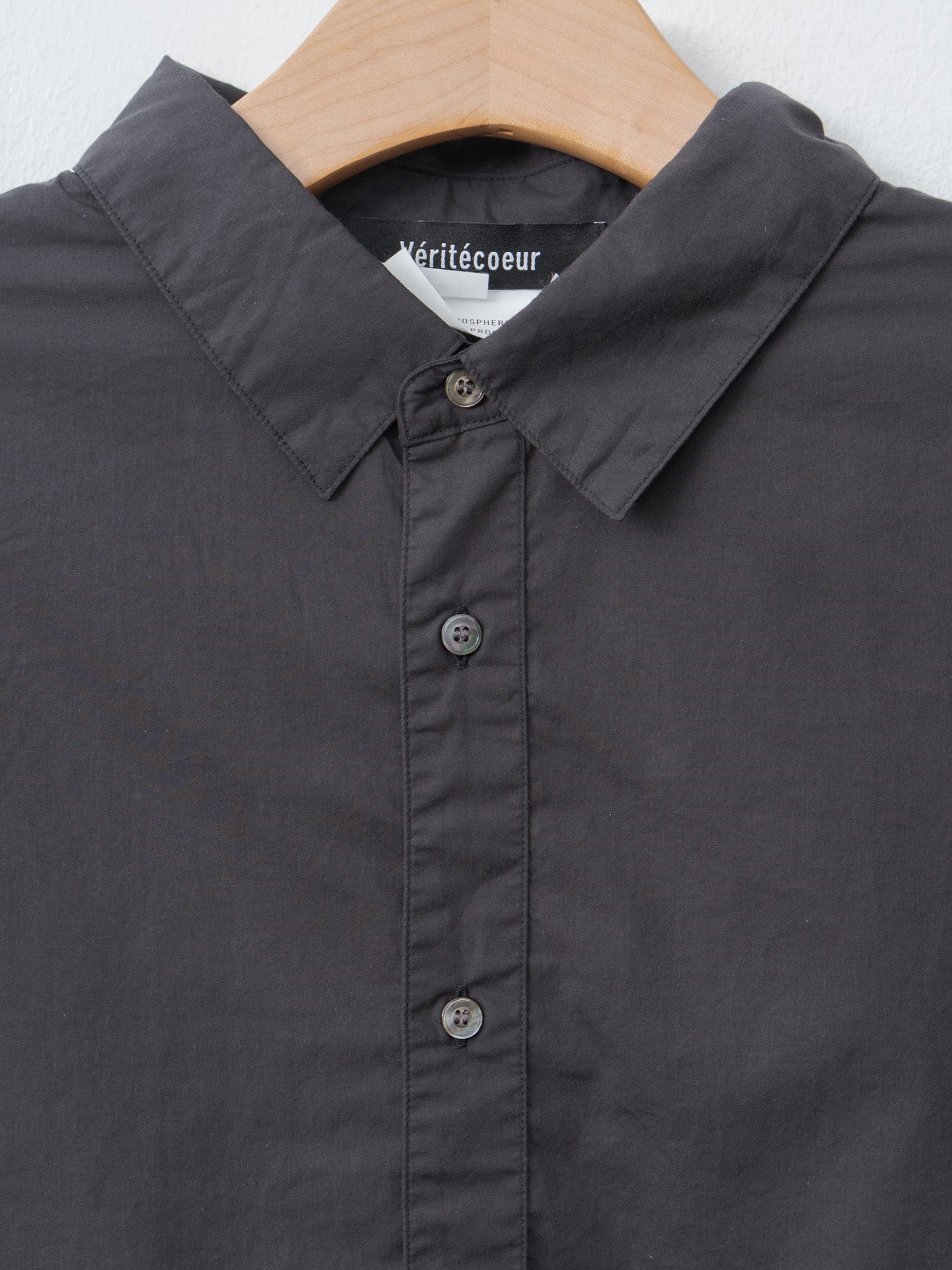 Namu Shop - Veritecoeur Unisex Shirt - Charcoal Gray