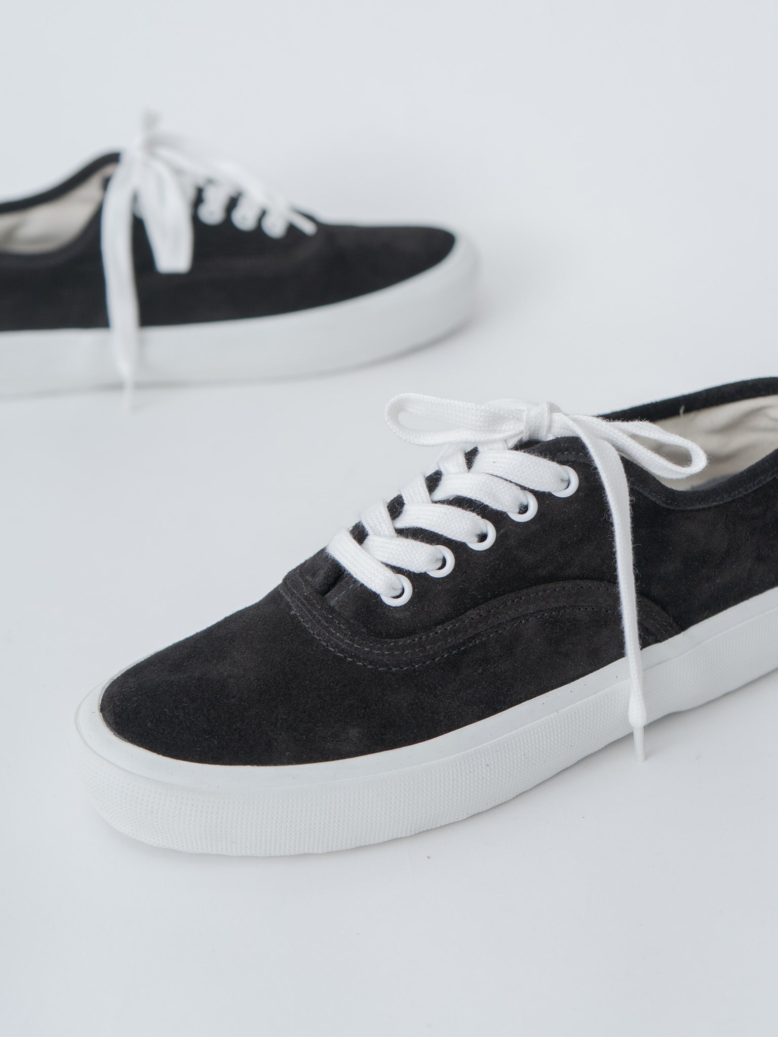 Namu Shop - Reproduction of Found 5851S US Navy Military Trainer - Black Suede (women's)