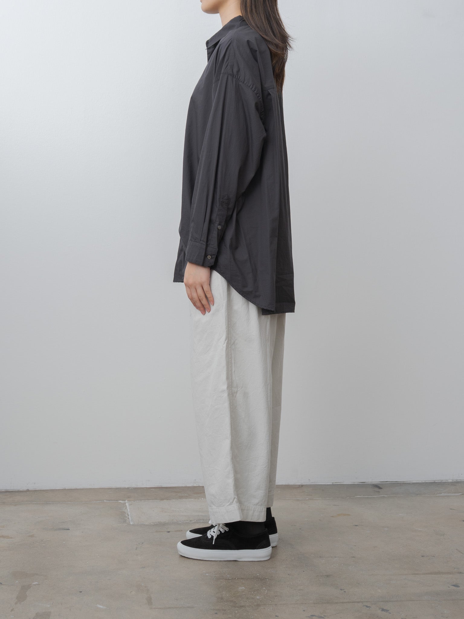 Namu Shop - Veritecoeur Unisex Shirt - Charcoal Gray