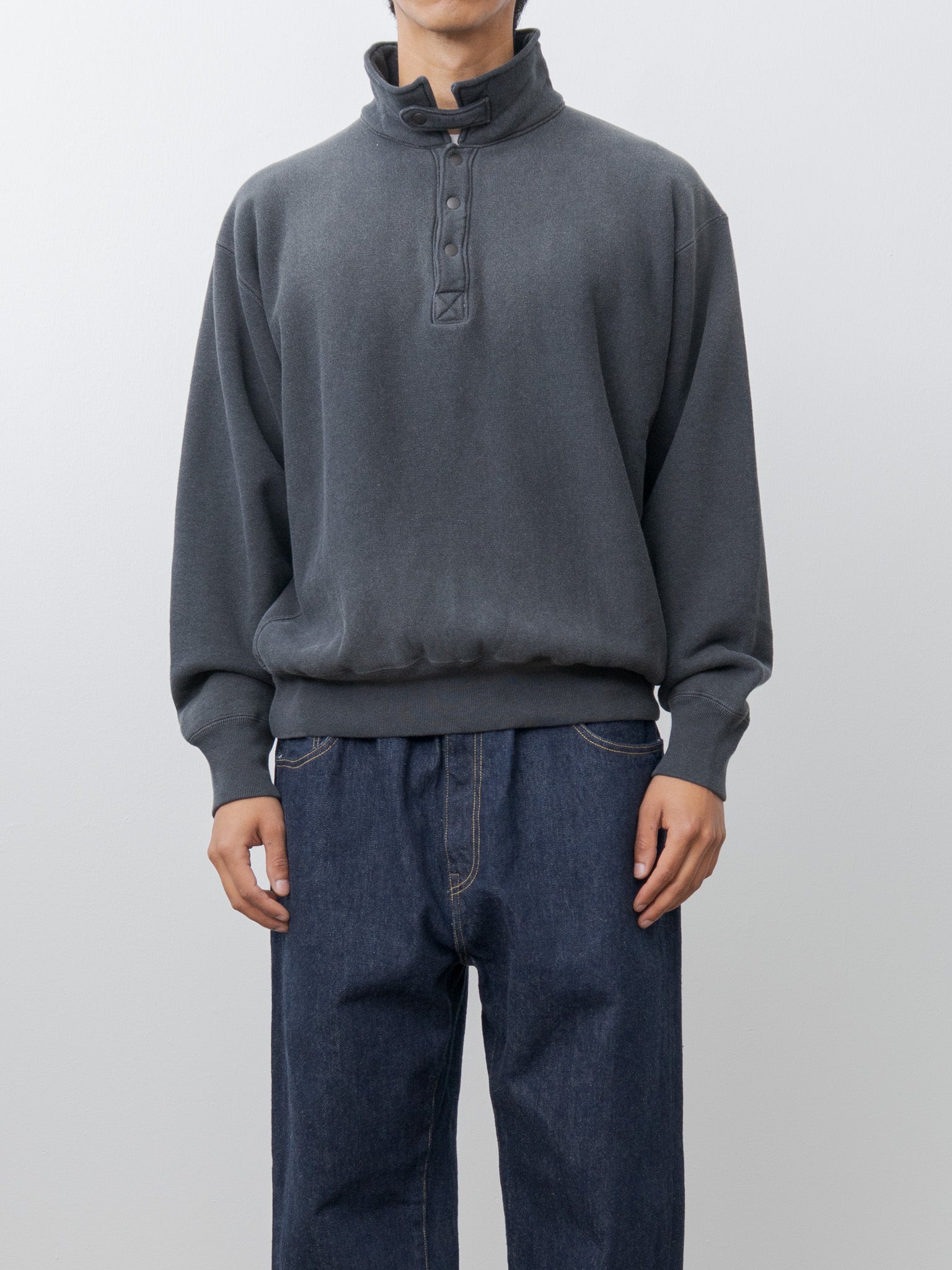Namu Shop - Yleve Heavy Weight Fleece Bleach Snap P/O - Charcoal