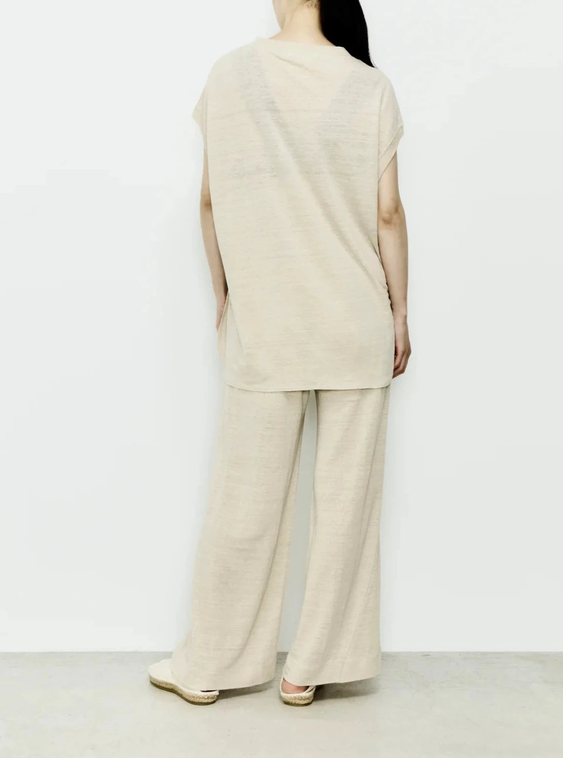 Namu Shop - Unfil French Linen Jersey Round Hem Sleeveless Tee - Flax Beige