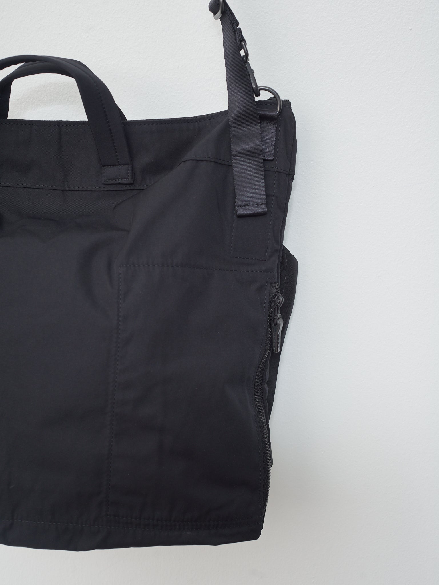 Gabardine Helmet Bag - Black