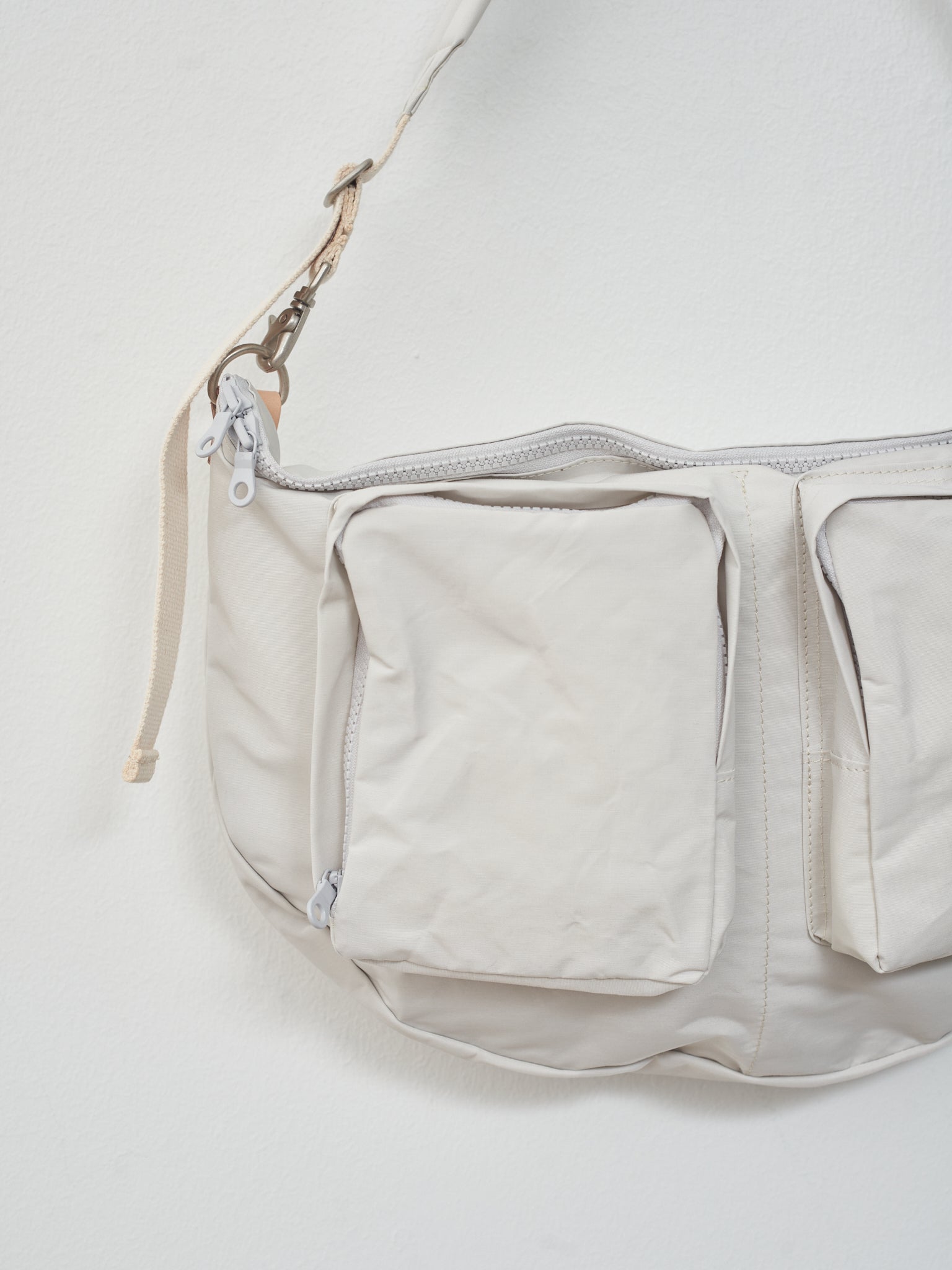 Namu Shop - Amiacalva N/C Cloth Bodybag - Ice