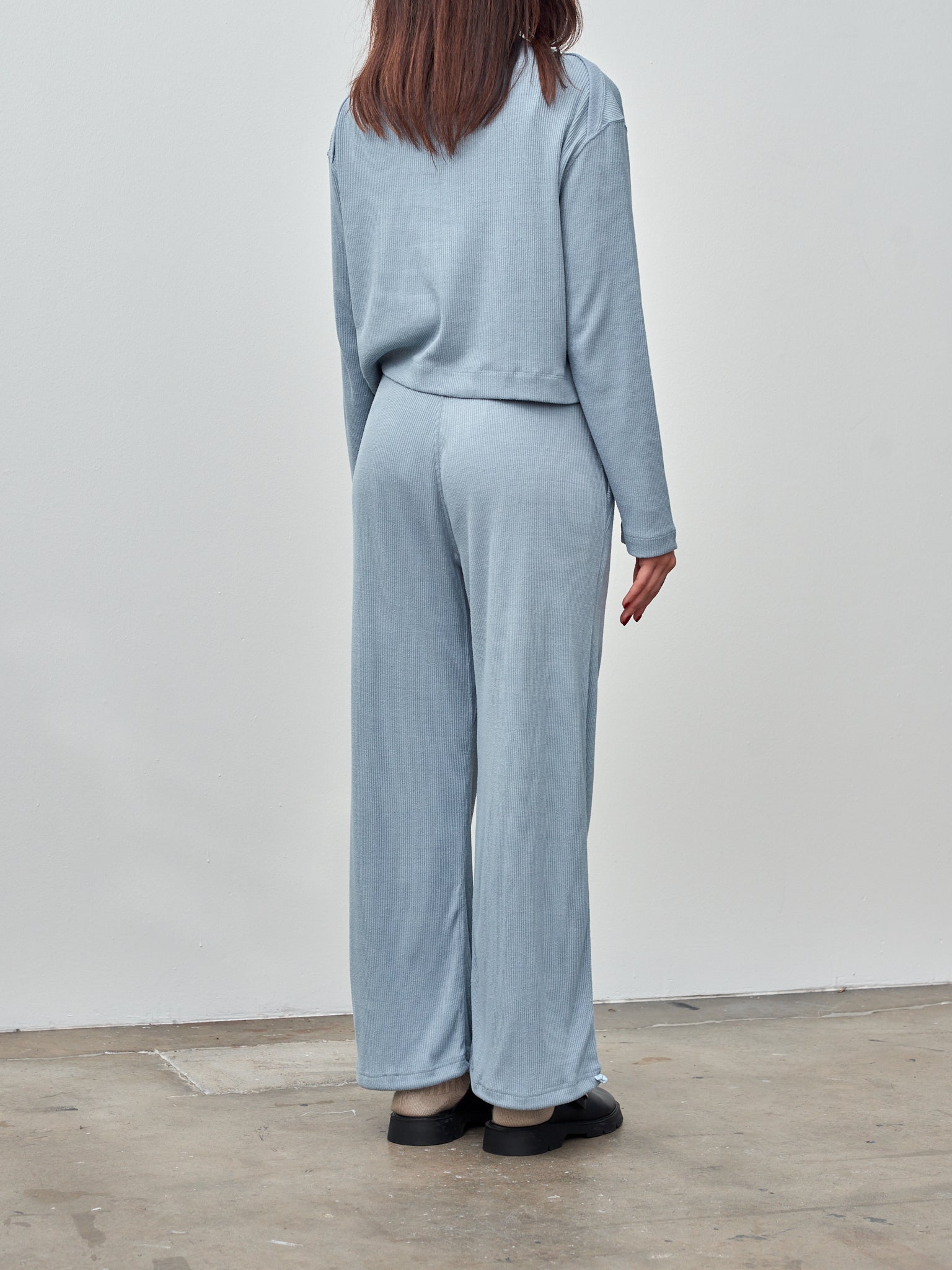 Namu Shop - Unfil Raw Silk Rib Jersey Cropped Long Sleeve Tee - Smoky Blue