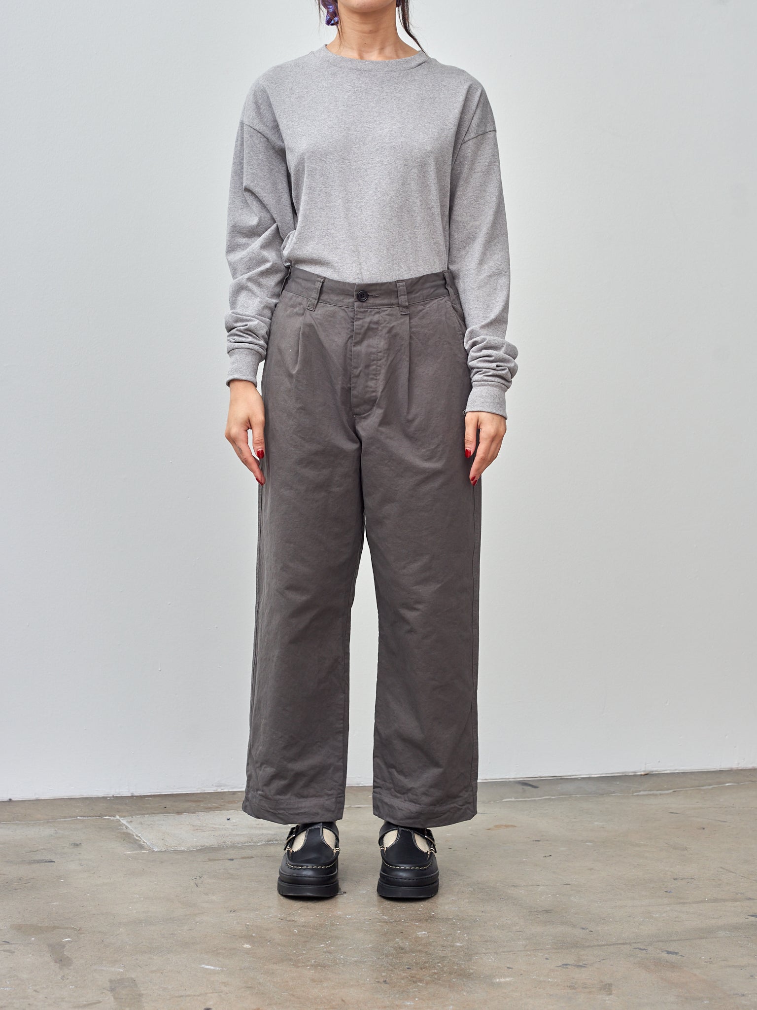 Namu Shop - Veritecoeur Straight Tuck Pants - Gray