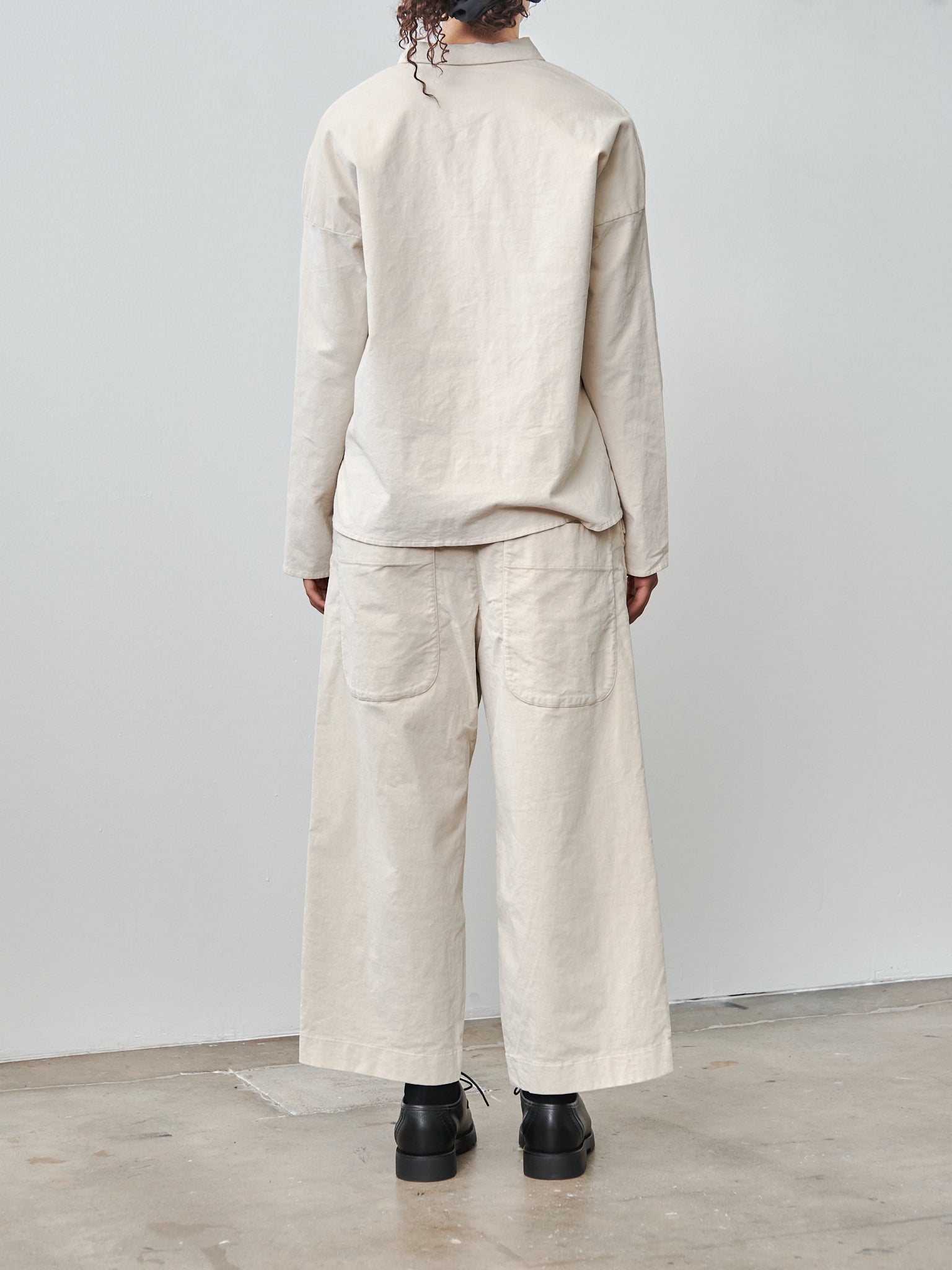 Namu Shop - Album di Famiglia Velvet Short Collar Shirt - Off White