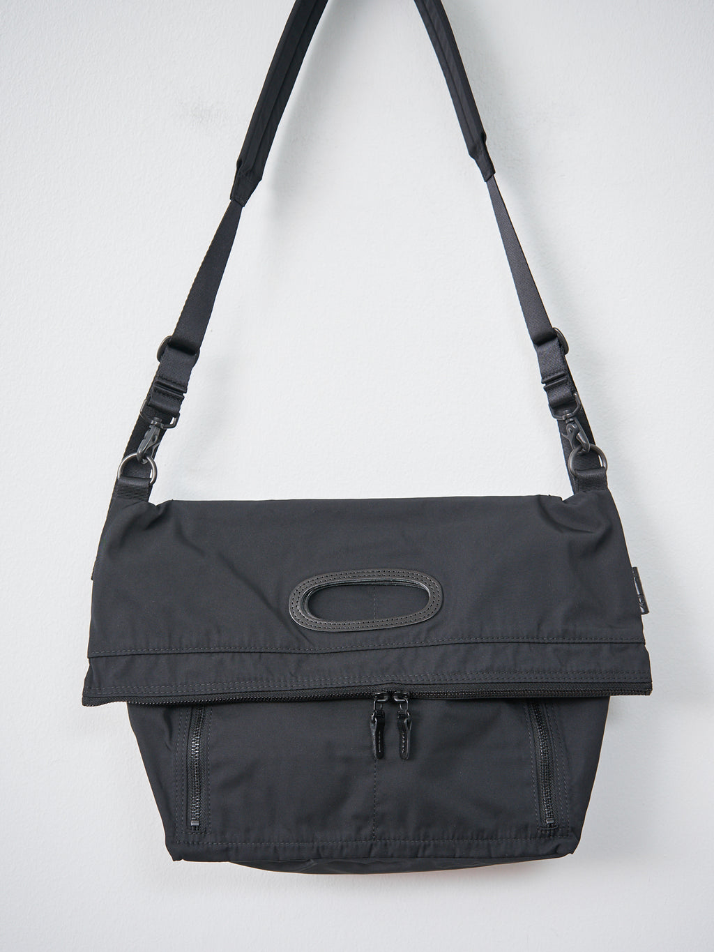 Namu Shop - Amiacalva Gabardine Paperbag - Black