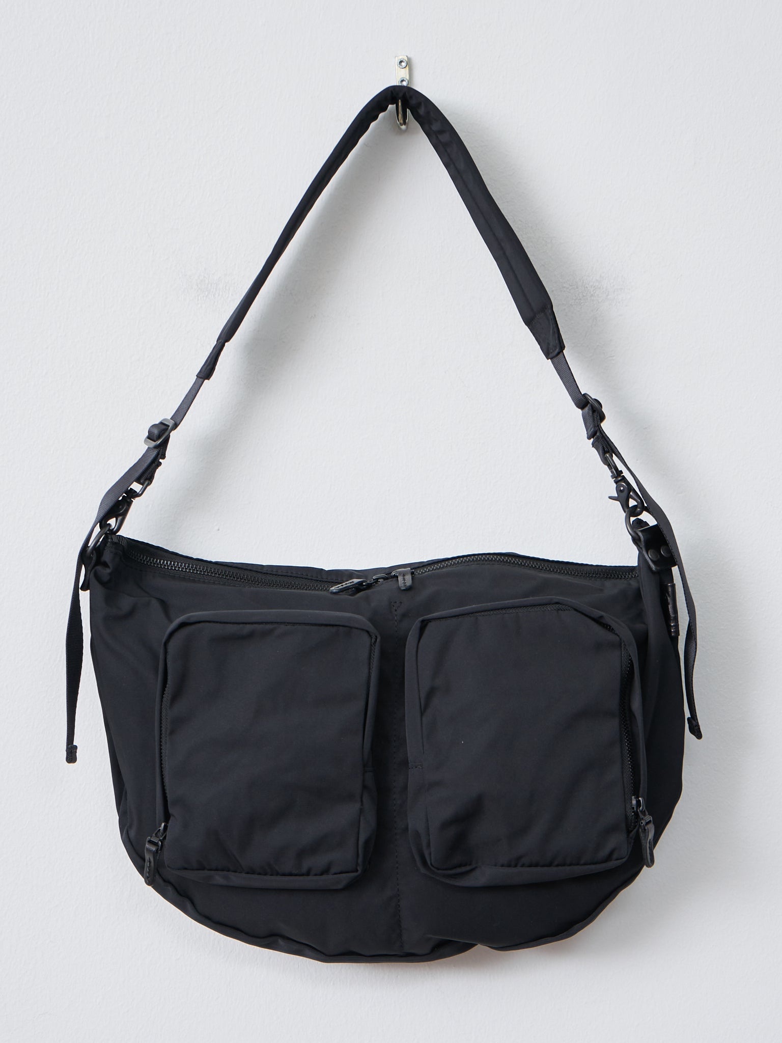 Namu Shop - Amiacalva Gabardine Bodybag - Black