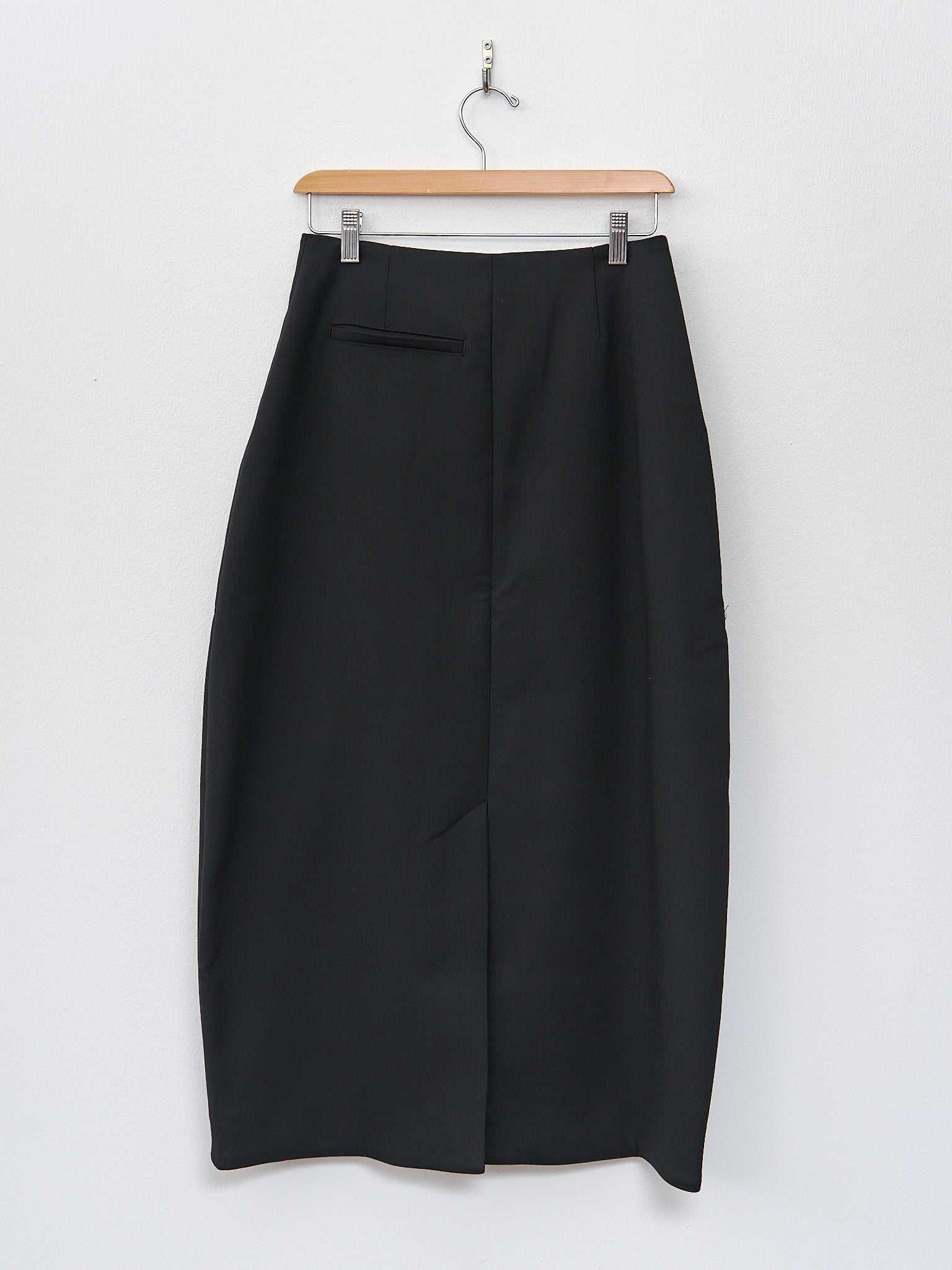 Namu Shop - Studio Nicholson Carson Darted Volume Skirt - Black