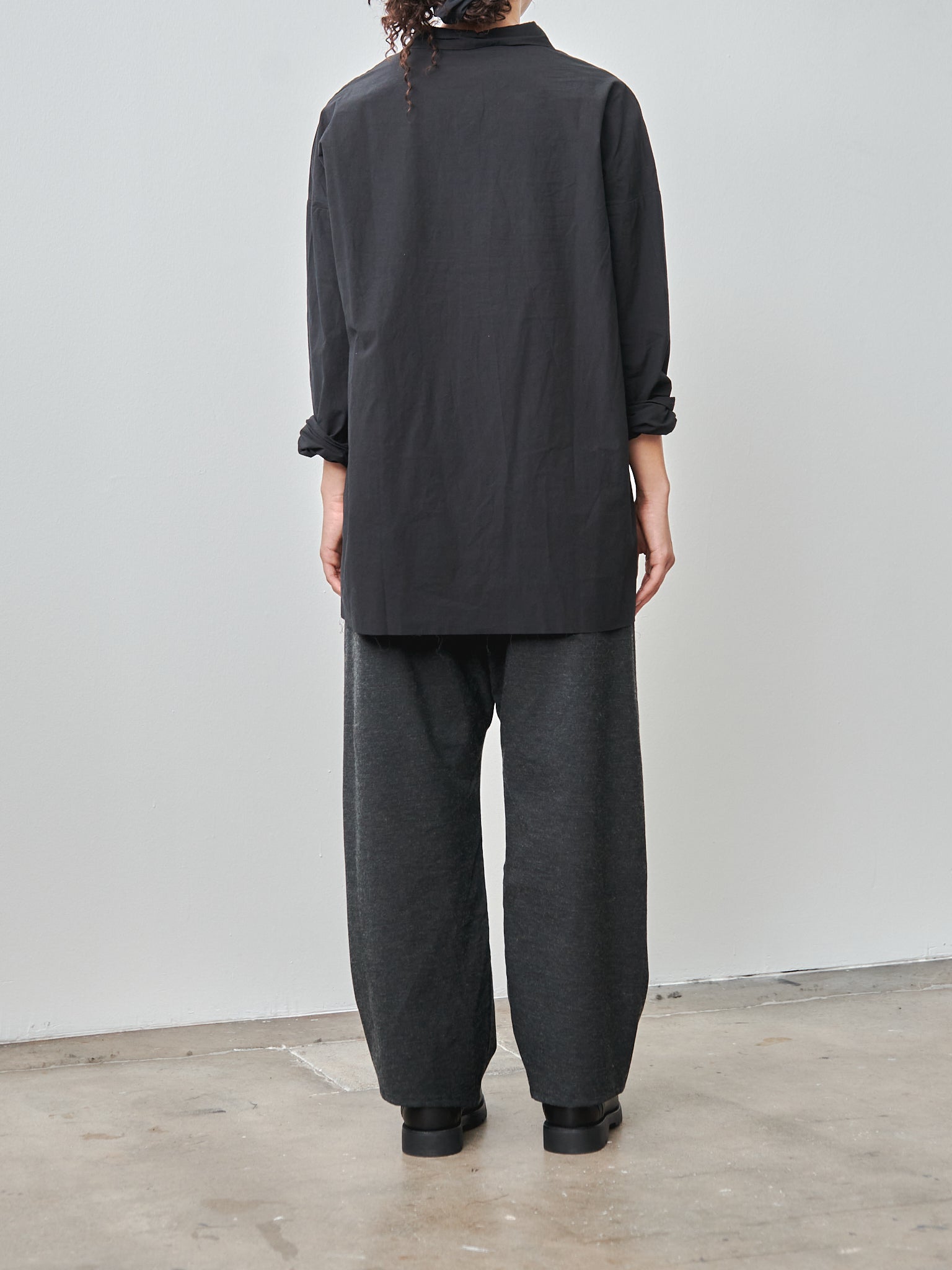 Namu Shop - Album di Famiglia Wrinkled Collar Shirt - Black